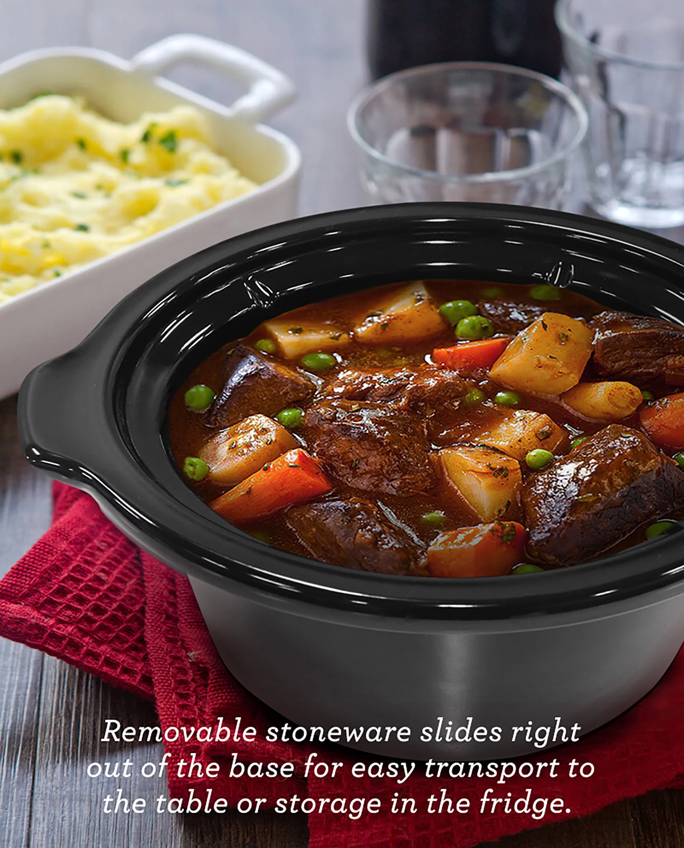 Elite Gourmet 2 Qt Oval Slow Cooker Red