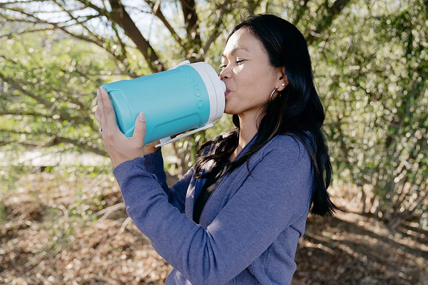 Igloo Latitude 1/2 Gal. Aquamarine Chain Link Water Jug 31299