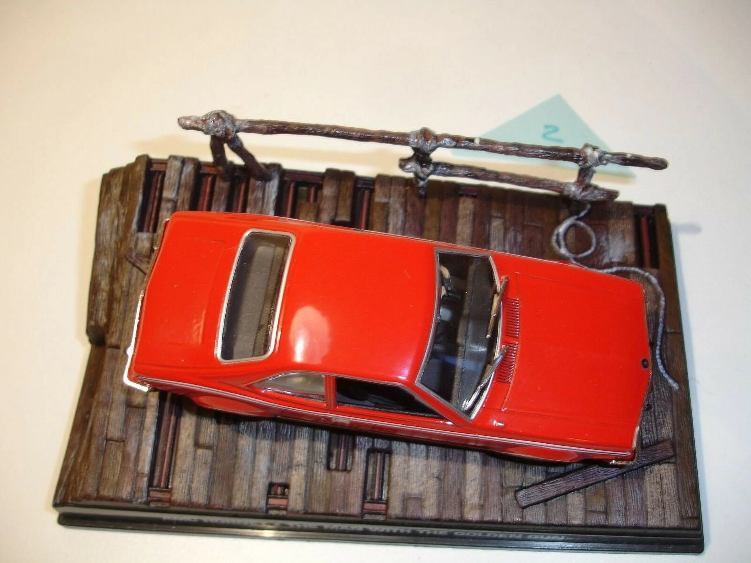 JAMES BOND - 1/43 AMC HORNET (THE MAN WITH THE GOLDEN GUN)
