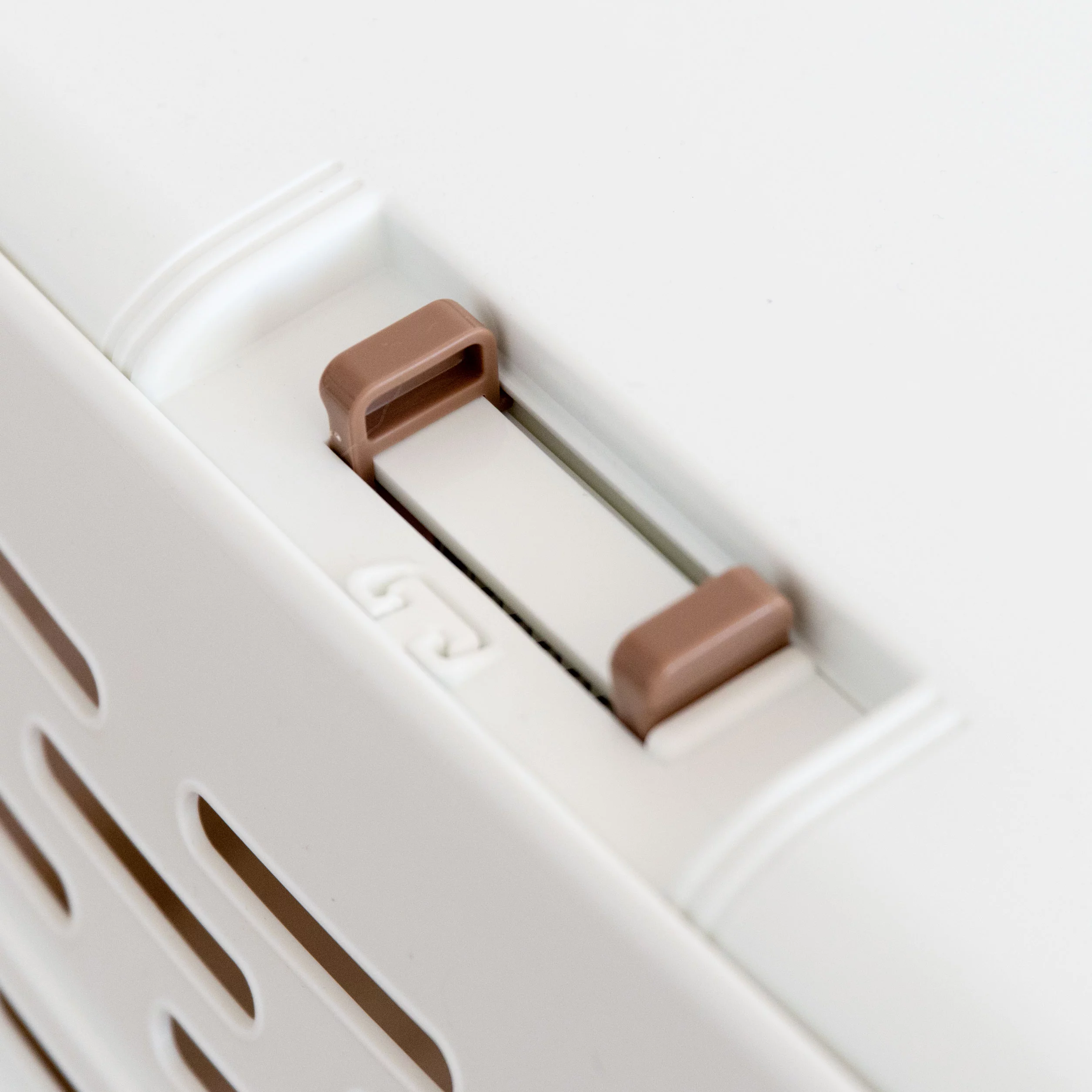 IRIS Small Easy Access Pet Travel Carrier, Off-White/Brown