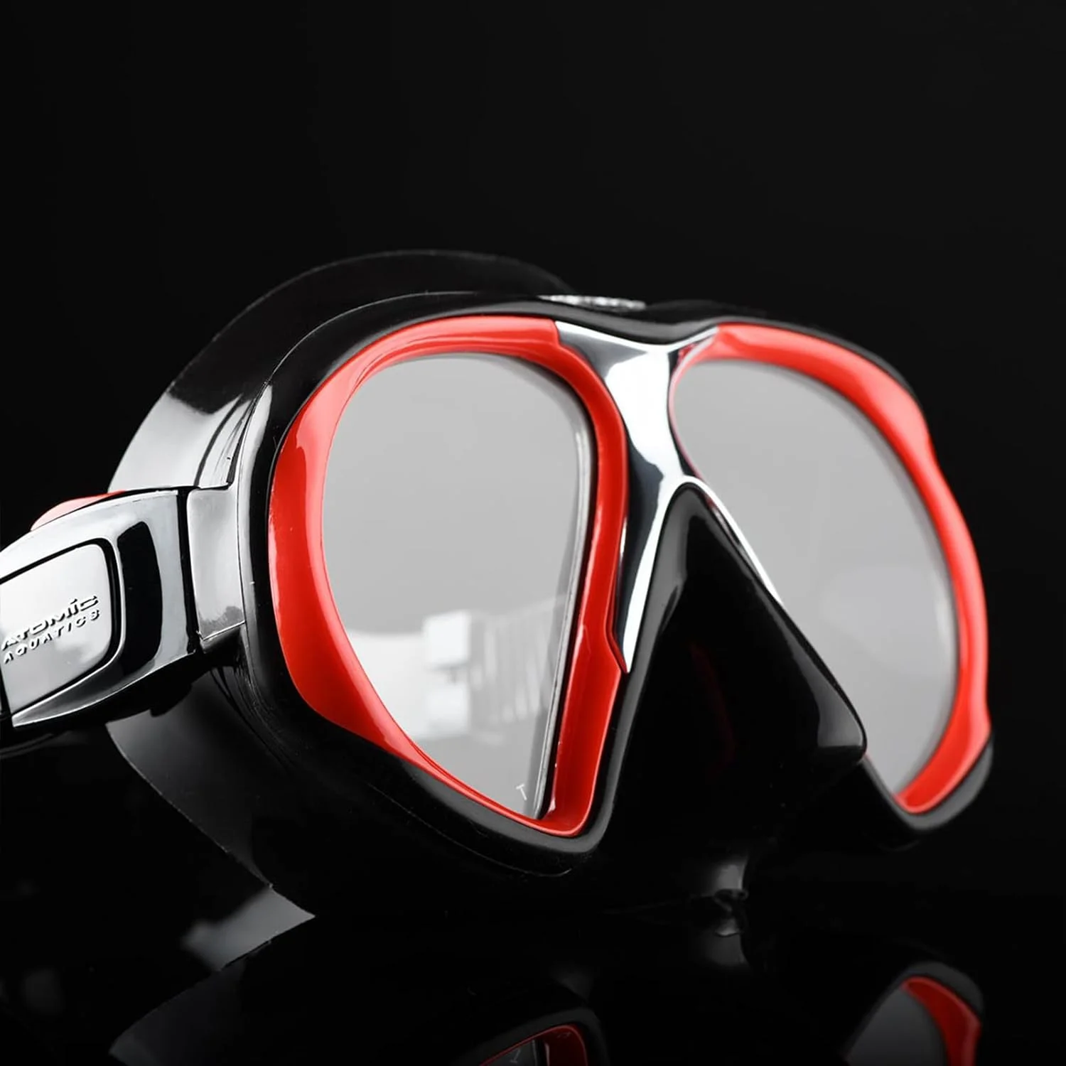 Aquatics Medium Fit Subframe Diving Mask Wtih Ultra Clear Lenses