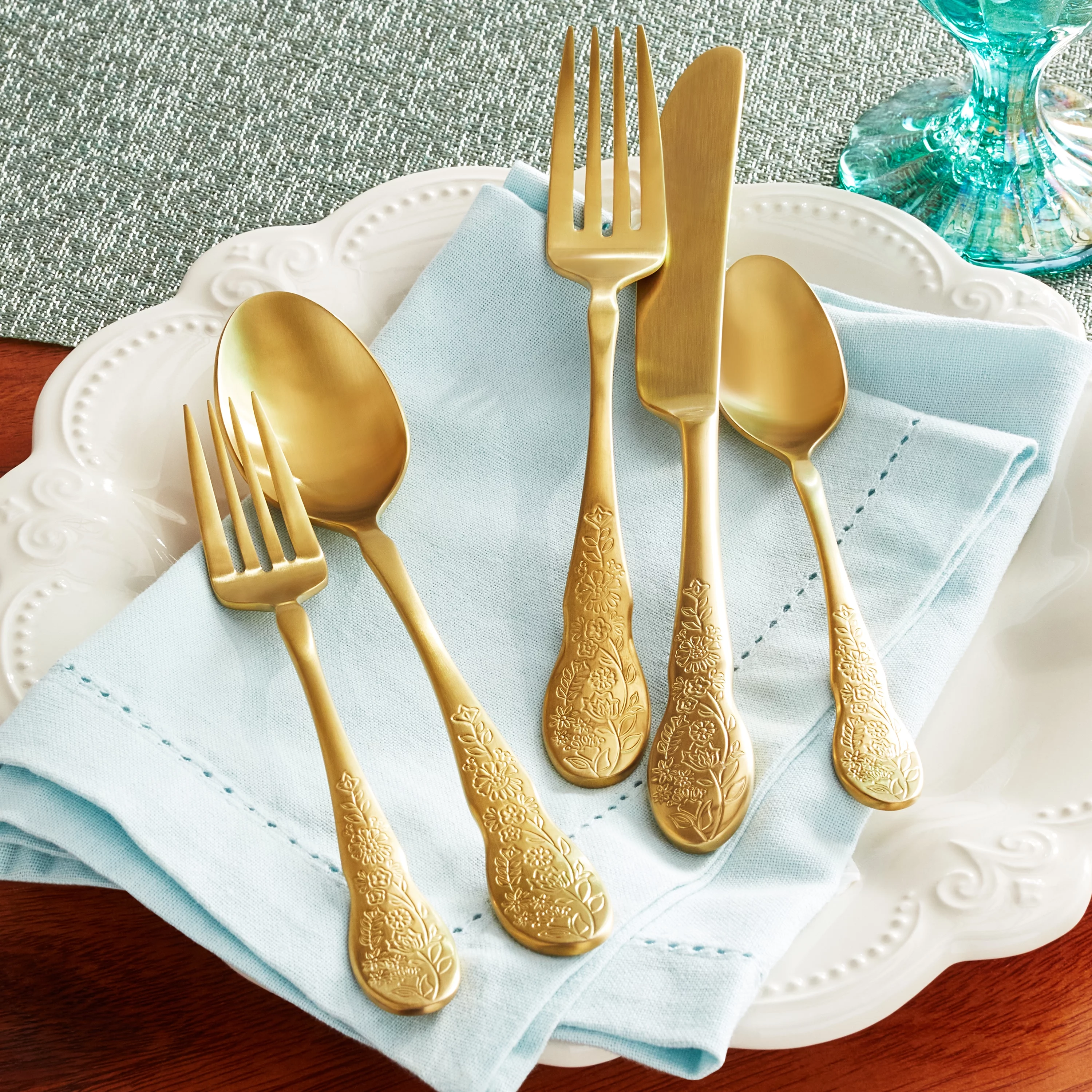 The Pioneer Woman Mazie Gold 20-Piece Flatware Set, Service for 4