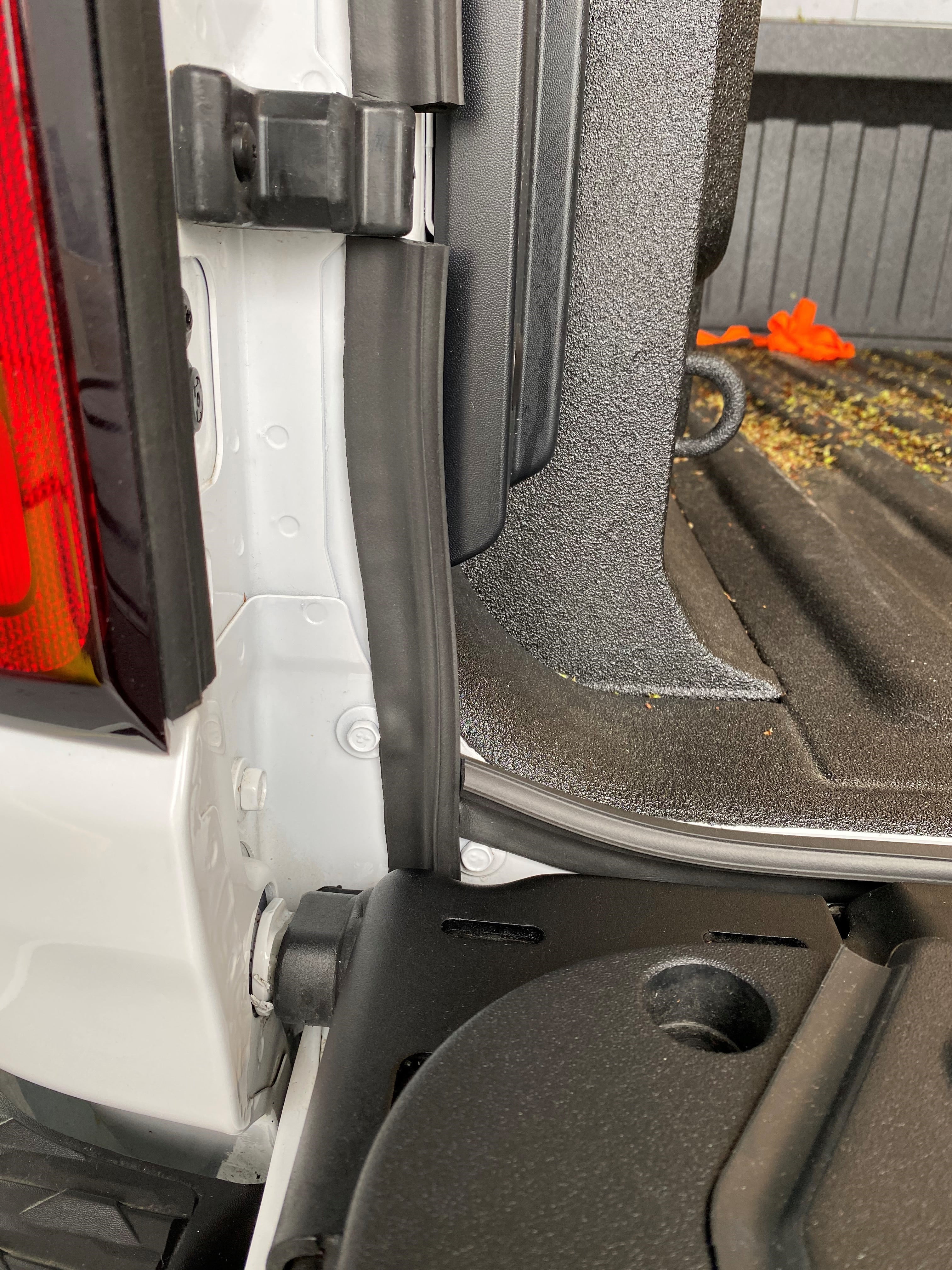 ESI Ultimate Tailgate Seal with Taper Seal Compatible with RAM with RAMBox and Multifunction Tailgate