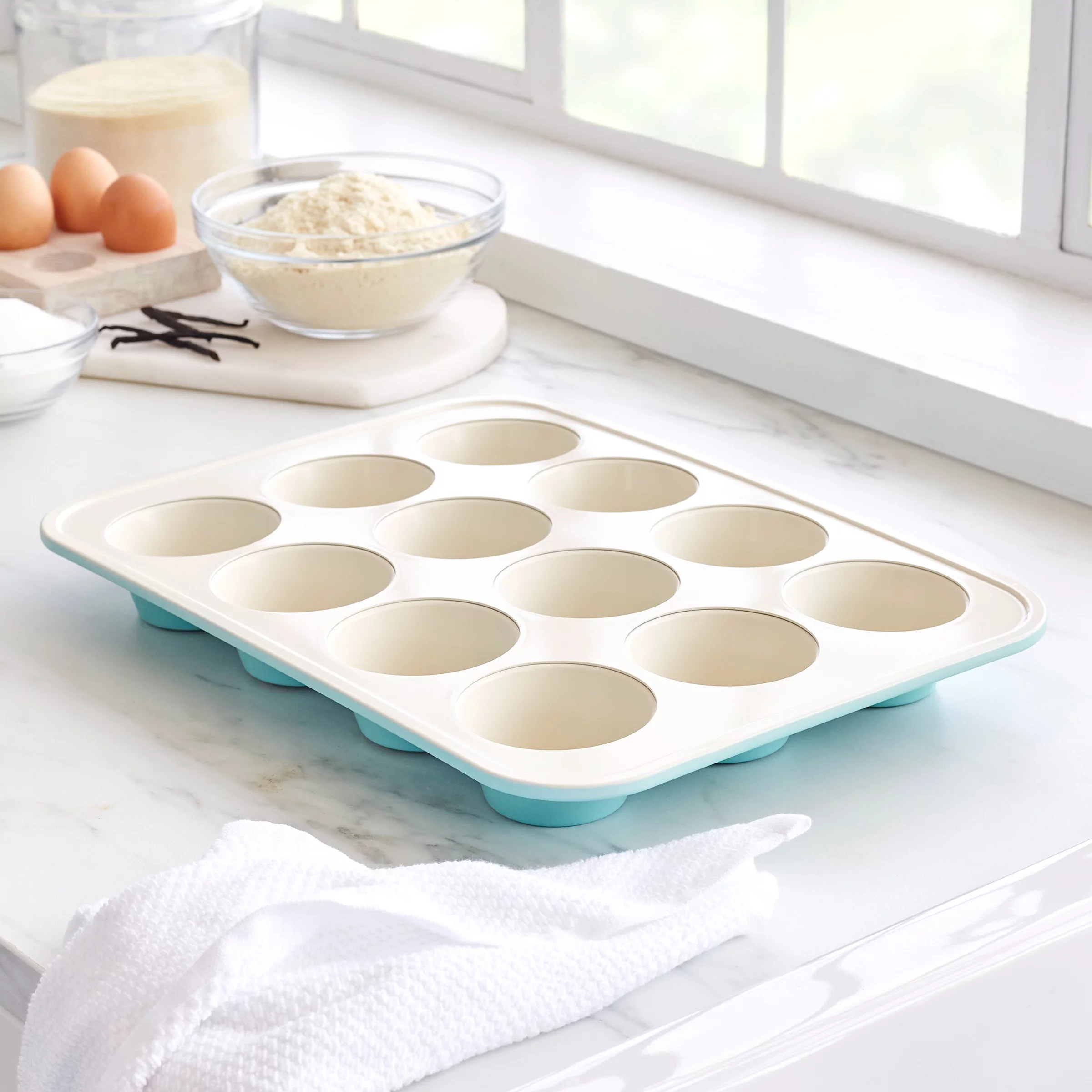 GreenLife 12 Cup Muffin Pan, Healthy Ceramic Nonstick Bakeware 2.85
