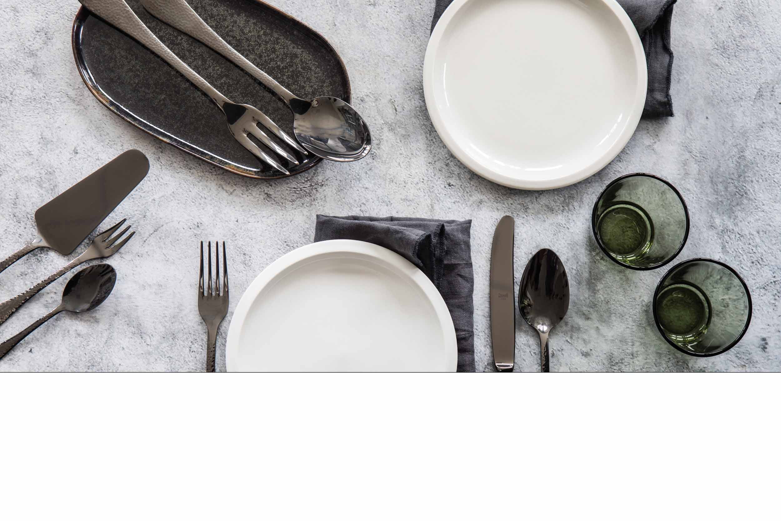 5 Pcs Place Setting Epoque Oro Nero