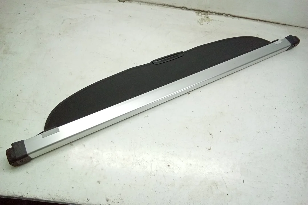 Pre-Owned 18 2018 Subaru XV Crosstrek Cargo Cover Shade Roll OEM (Good)