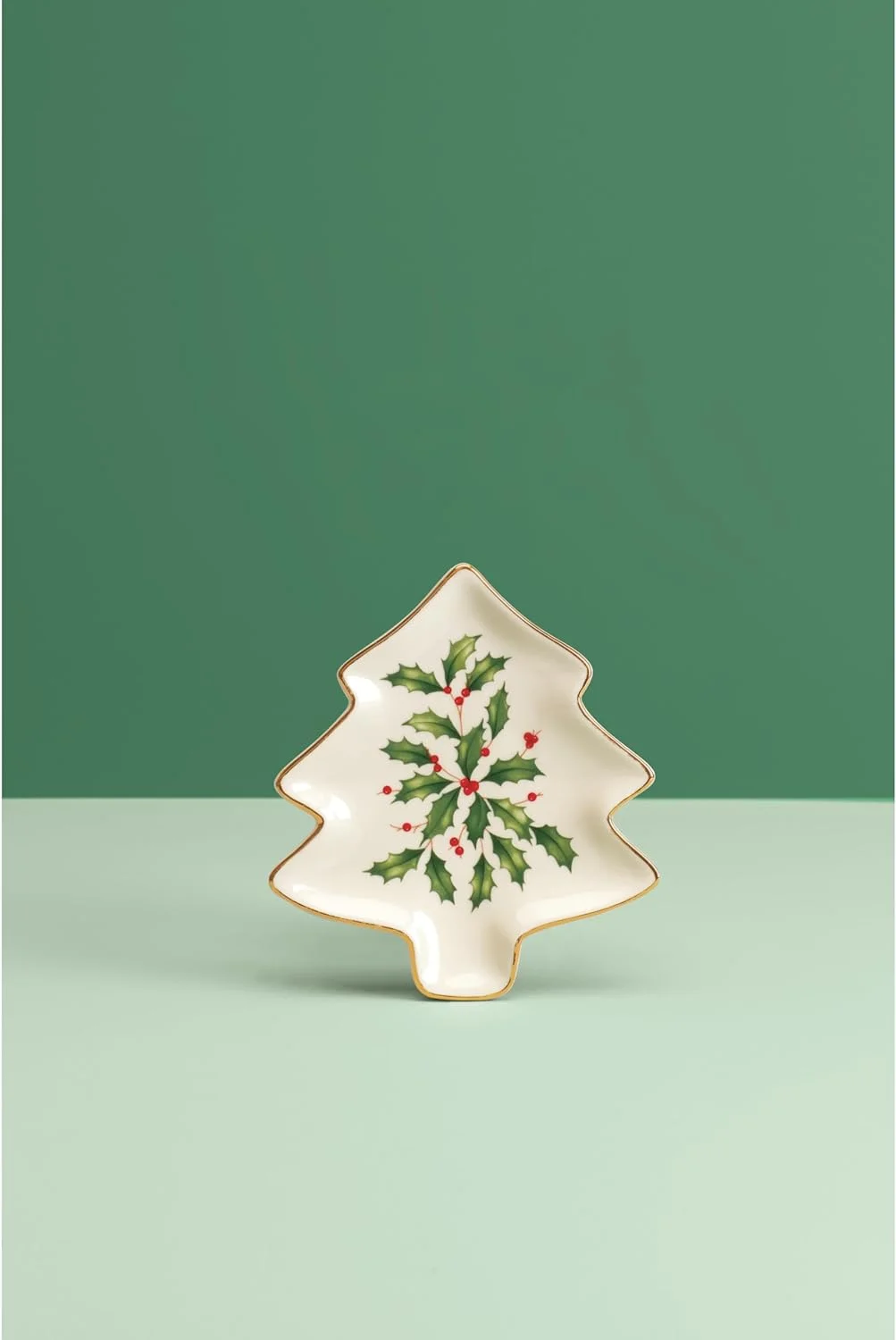 879592 Holiday Tree Shaped Party Plate