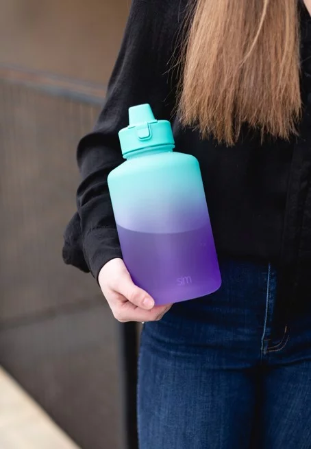 Simple Modern 64 fl oz Reusable Tritan Summit Water Bottle with Silicone Straw Lid|Tropical Seas