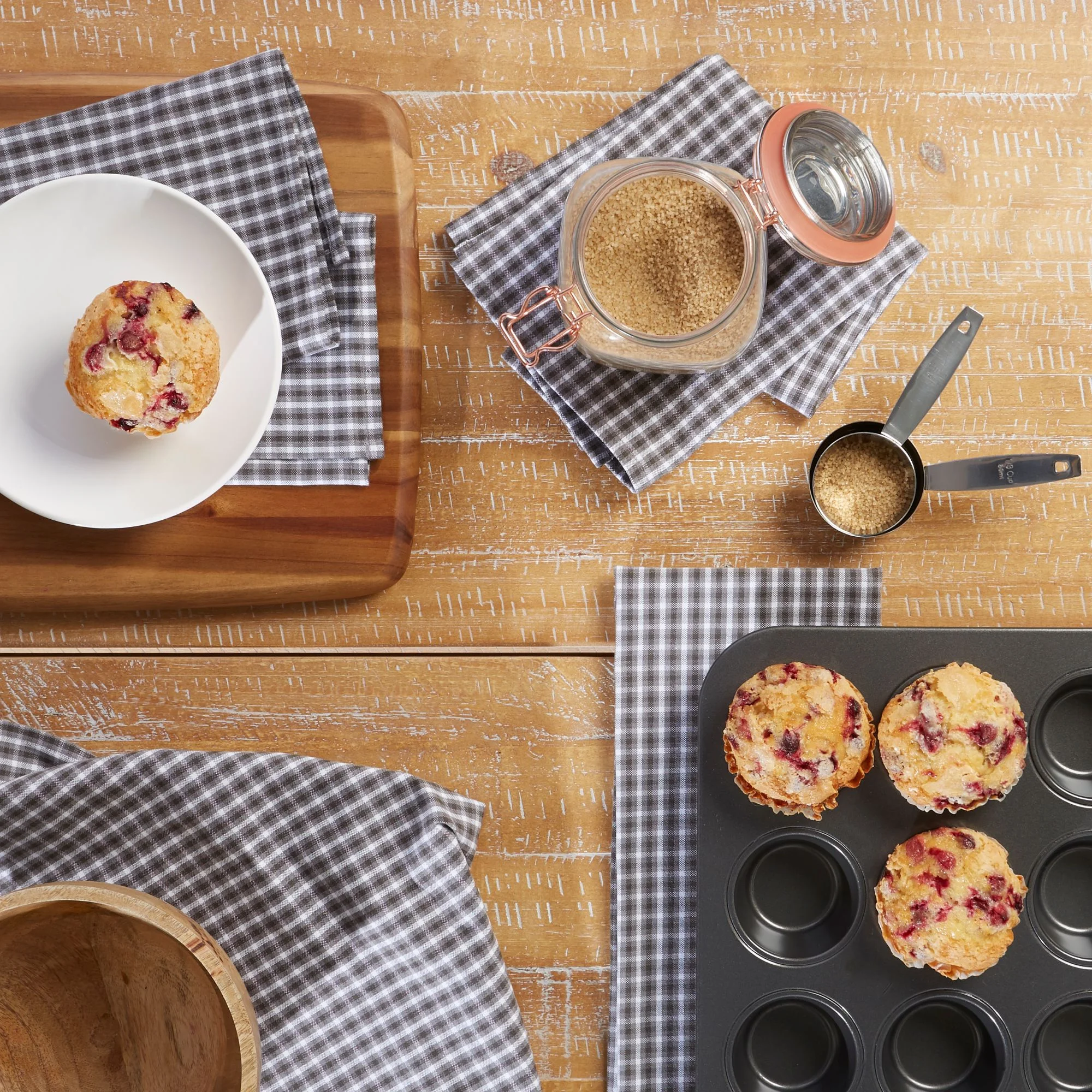 Town & Country Gingham Woven Kitchen Towels, 17