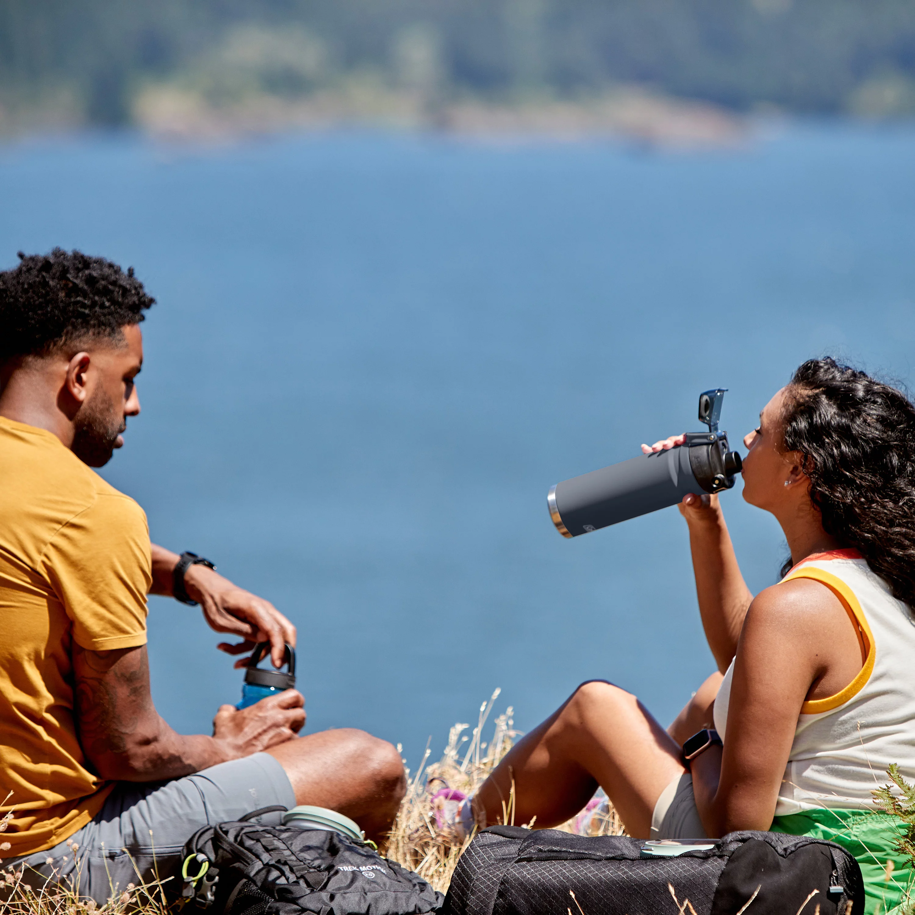 Coleman Burst Poptop Stainless Steel Insulated Water Bottle, 24 oz, Blue Nights