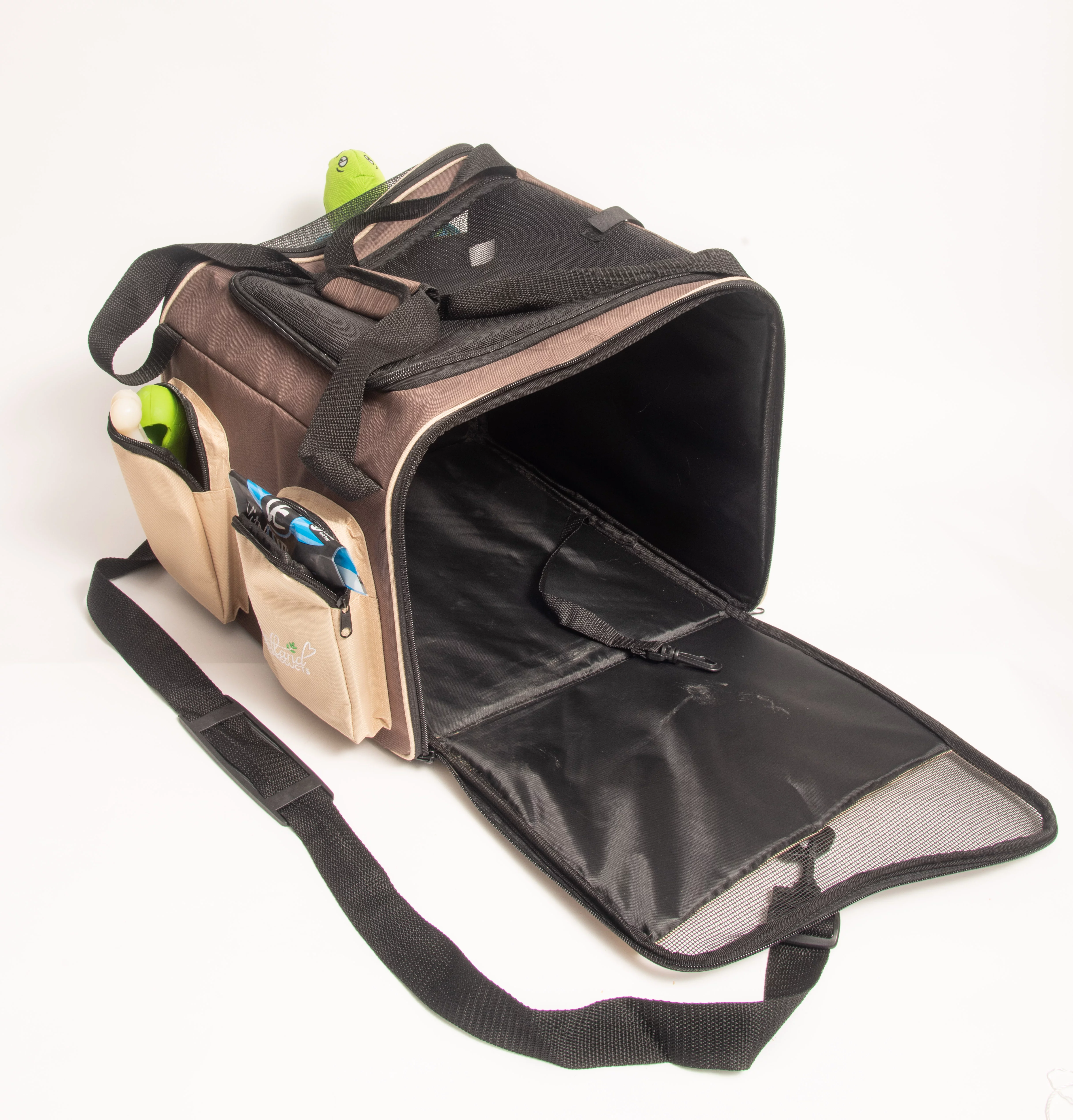 Heartland Pet Products Soft Sided Car Seat/Carrier for Tiny Dogs/Cats Up to 12 lbs. 16.5 x 14.5 x 14