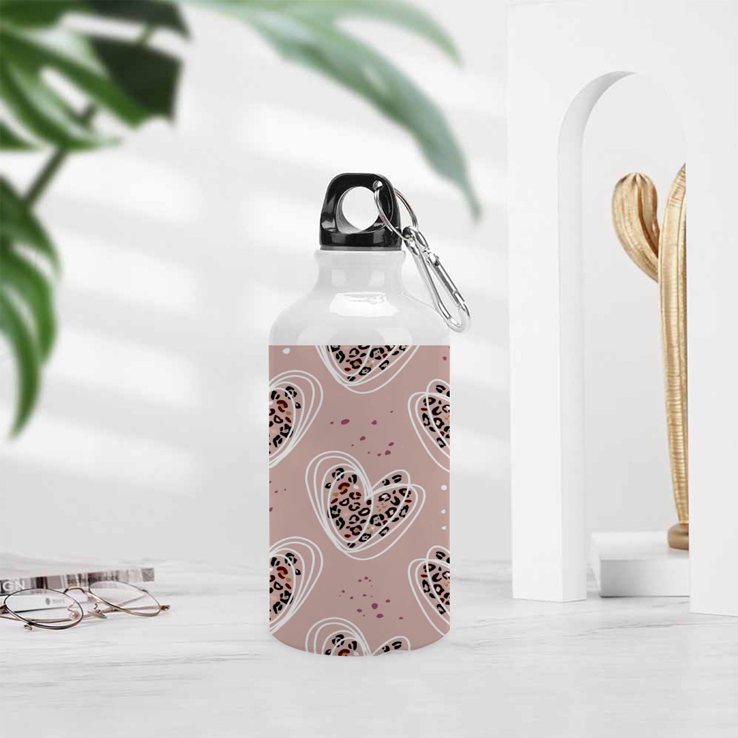 GZHJMY Sports Water Bottles, Heart Signs Pink Leopard Print Large Capacity Aluminium Portable Leakproof Lightweight Drink Bottles for Fitness and Outdoor Enthusiasts