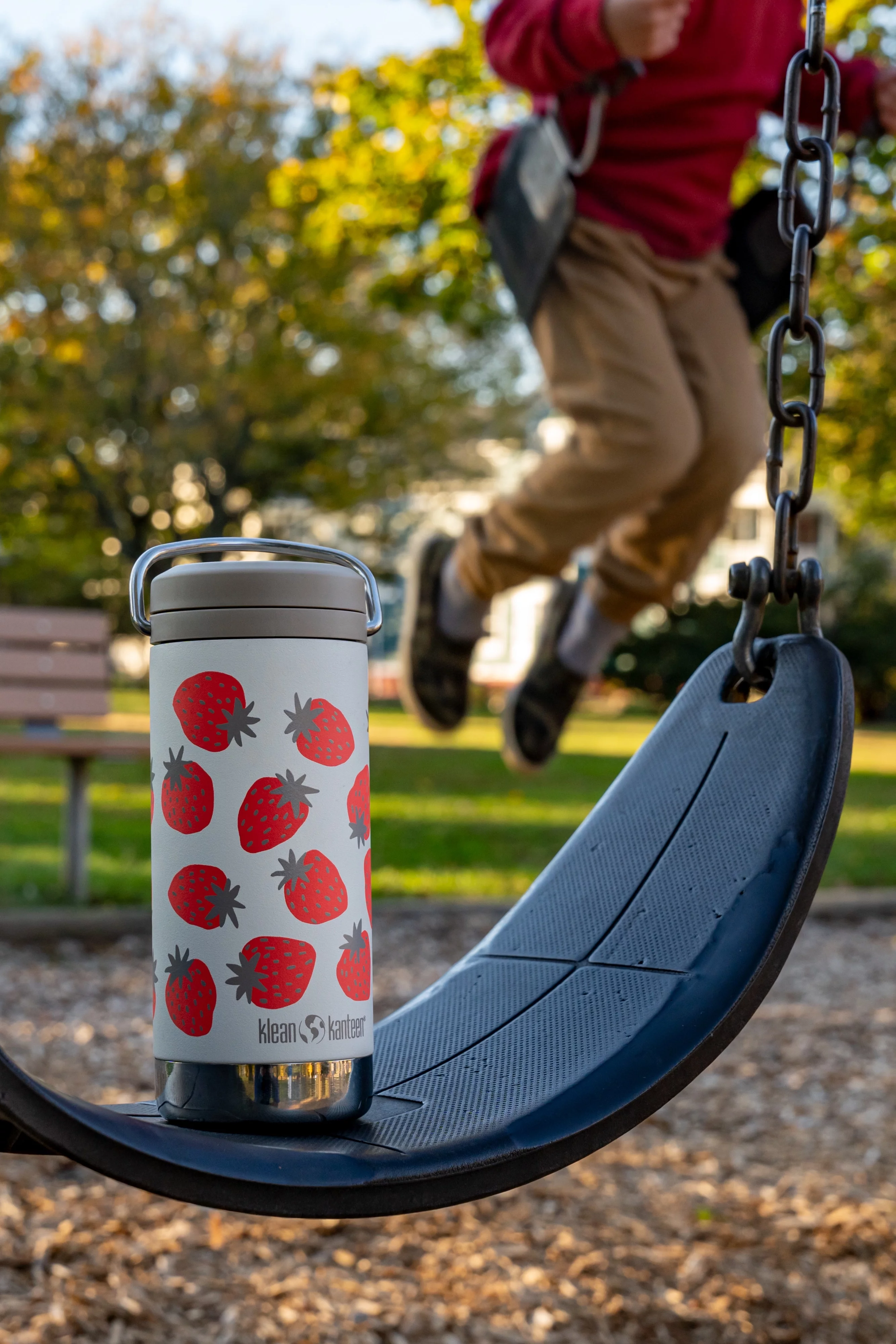 Klean Kanteen 12 fl oz Stainless Steel Insulated Water Bottle Twist Cap Strawberries