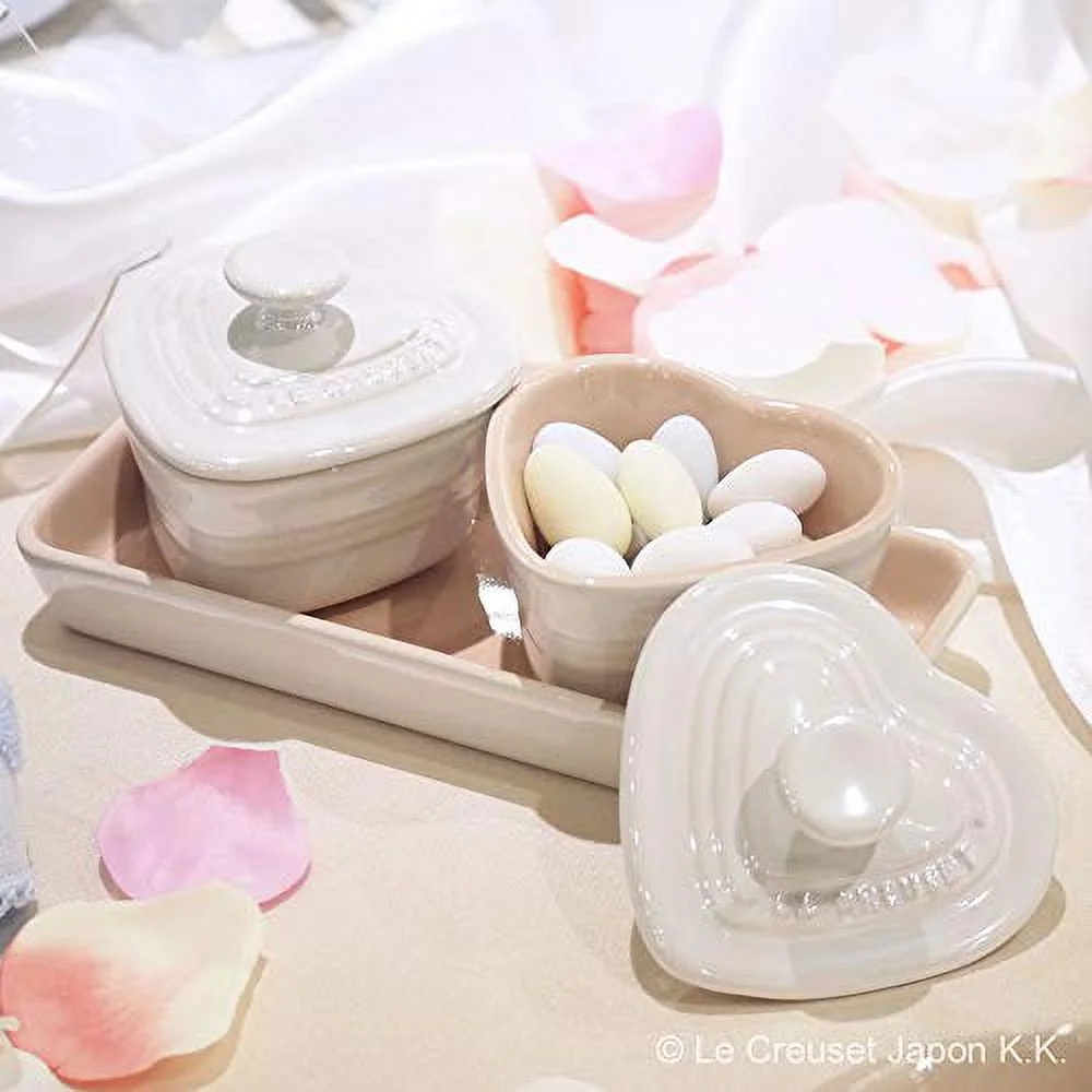 Le Creuset Petit lamquin d'amour set, white luster luster, wedding gift, anniversary, bridal gift, gift for a wedding party, gift for a wedding party, gift for a wedding party