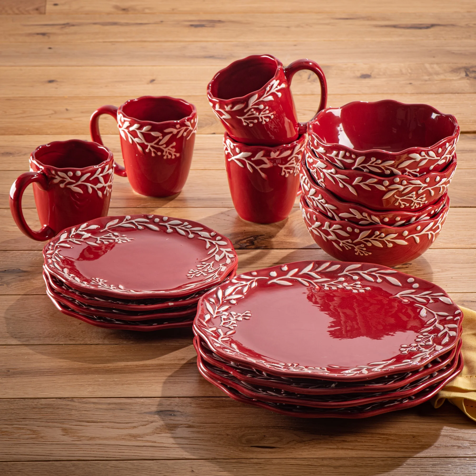 American Atelier, Round Bianca Mistletoe Red and White Holiday Ceramic Dinnerware Set - 16 Pieces