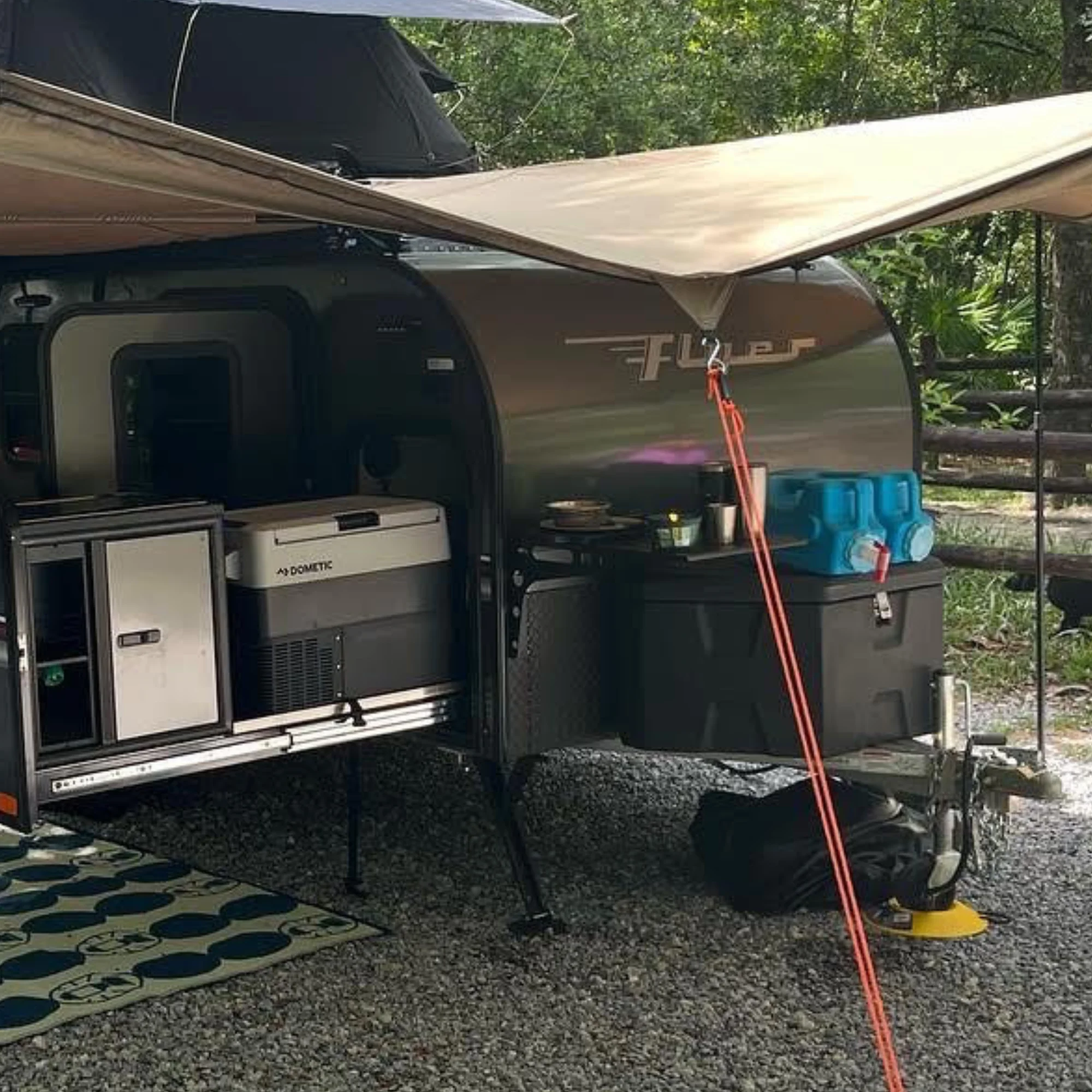 Sagan AquaBrick Container with Spigot, 6 Pack