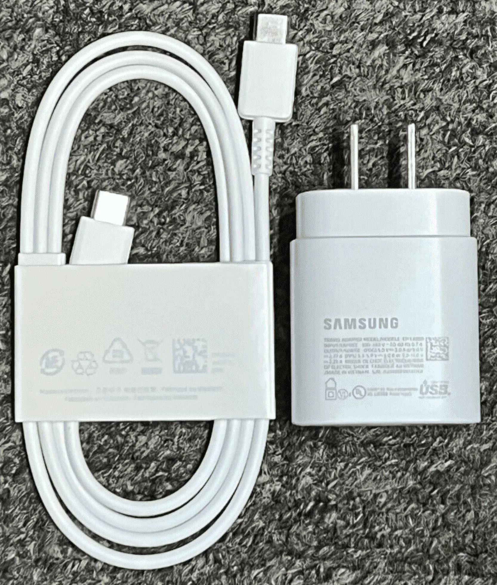 OEM SAMSUNG 25W USB-C Super Fast Charging Wall Charger & Cable White EP-TA800
