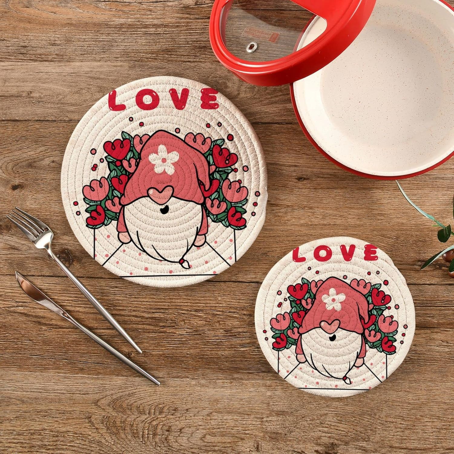 GZHJMY Valentine's Day Cute Gnome Heat Resistant Trivets Potholders 2PCS, Round Cotton Weave Handmade Pot Holder, Non-Slip Hot Mats Kitchen Dining Plate Mat36 for Kitchen Pans Bowl Teapot
