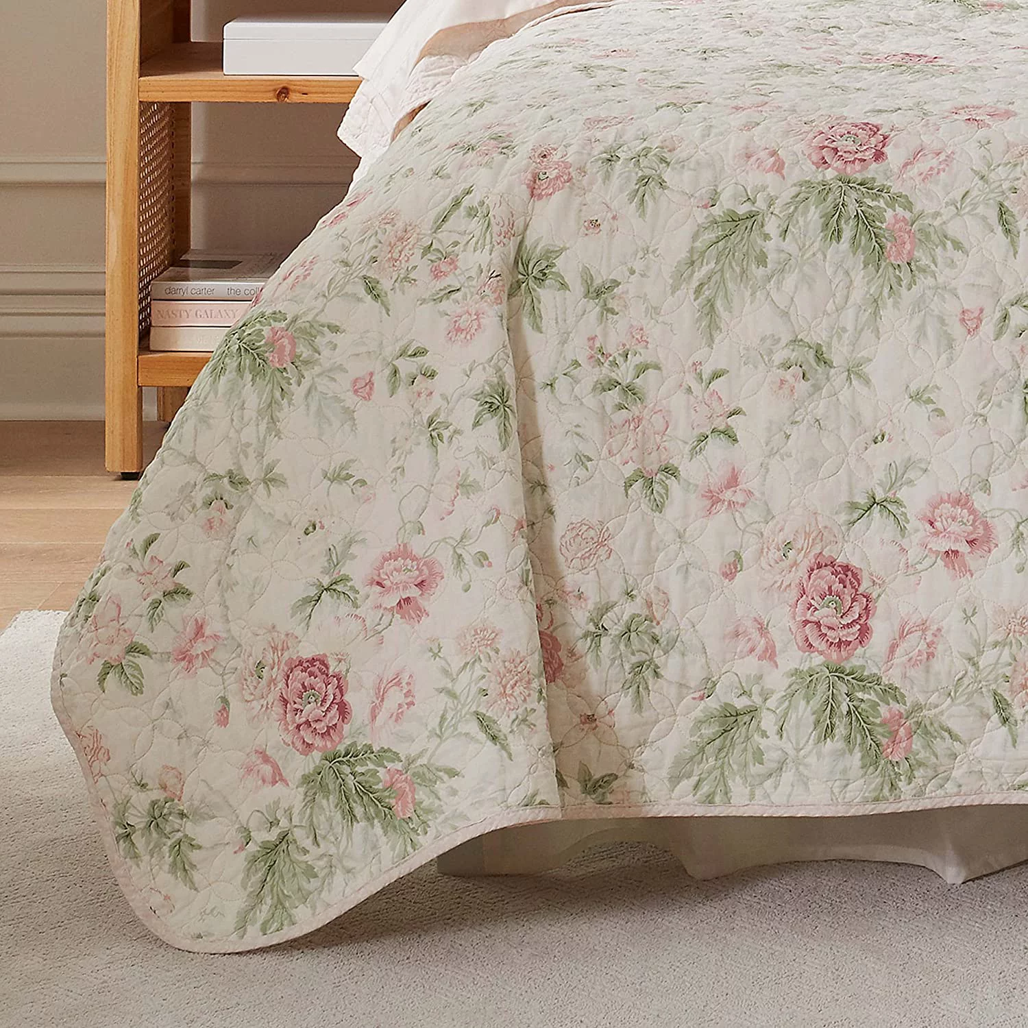 Laura Ashley | Breezy Floral Collection | Luxury Premium Ultra Soft Quilt Coverlet, Comfortable 3 Piece Bedding Set, All Season Stylish Bedspread, King, Pink Green