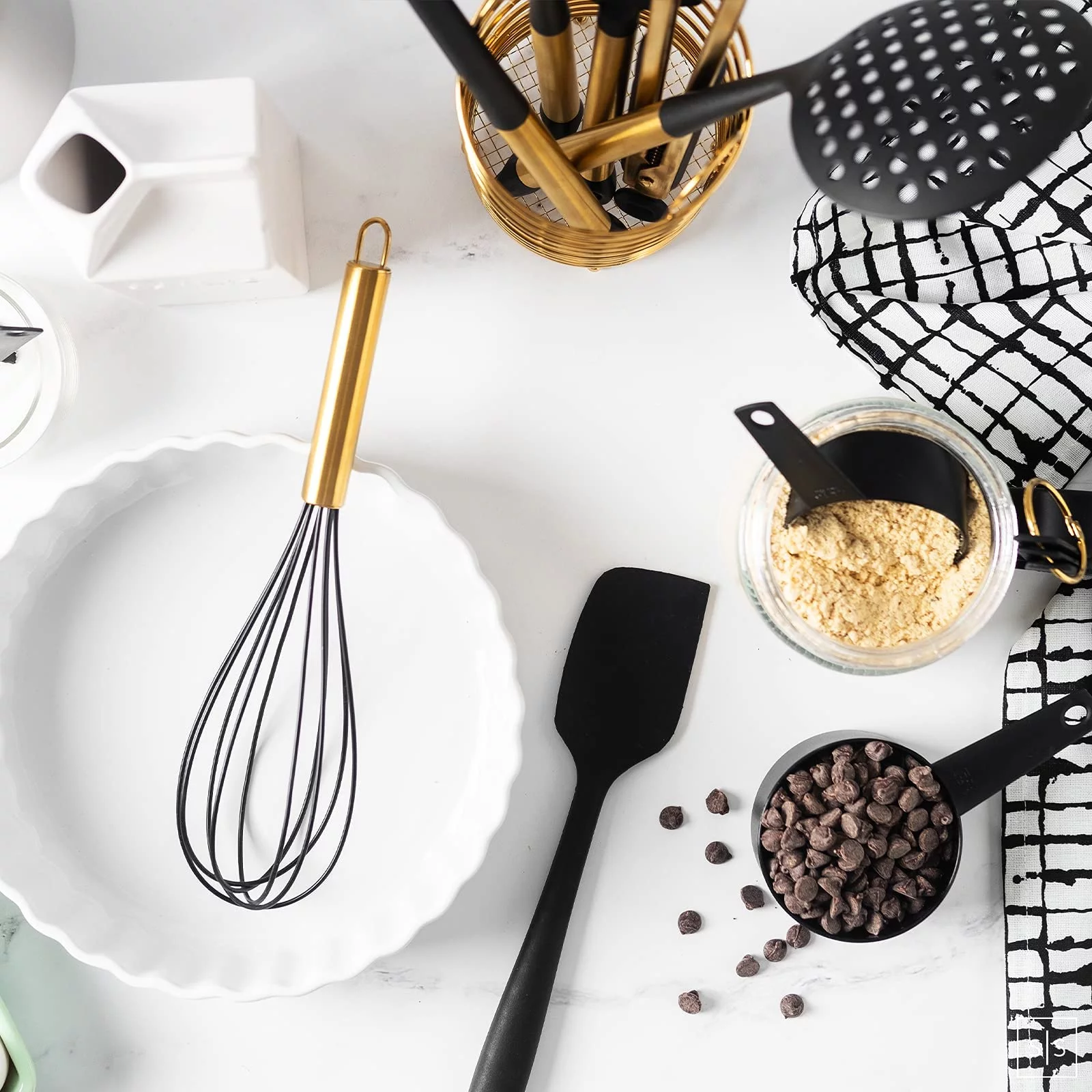 Styled Settings Black and Gold Silicone Kitchen Utensils Set