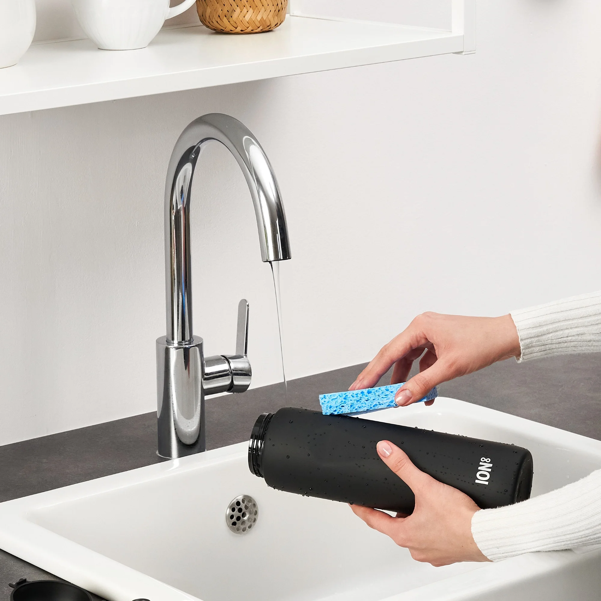 ION8 Leak Proof Flip-Top 1 Litre Water Bottle, BPA Free, Dishwasher-Safe, Black, 1000ml (32oz)