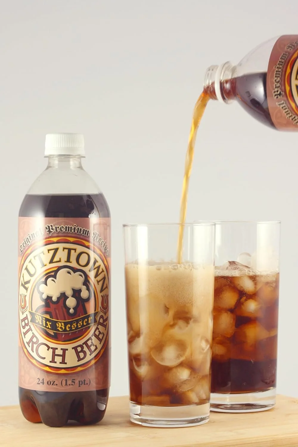 AmishTastes Soft Drinks Variety Box- Sarsaparilla, Birch Beer, White Birch Beer, Root Beer- Kutztown 