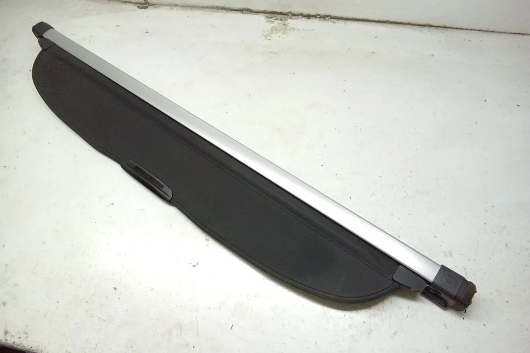 Pre-Owned 18 2018 Subaru XV Crosstrek Cargo Cover Shade Roll OEM (Good)