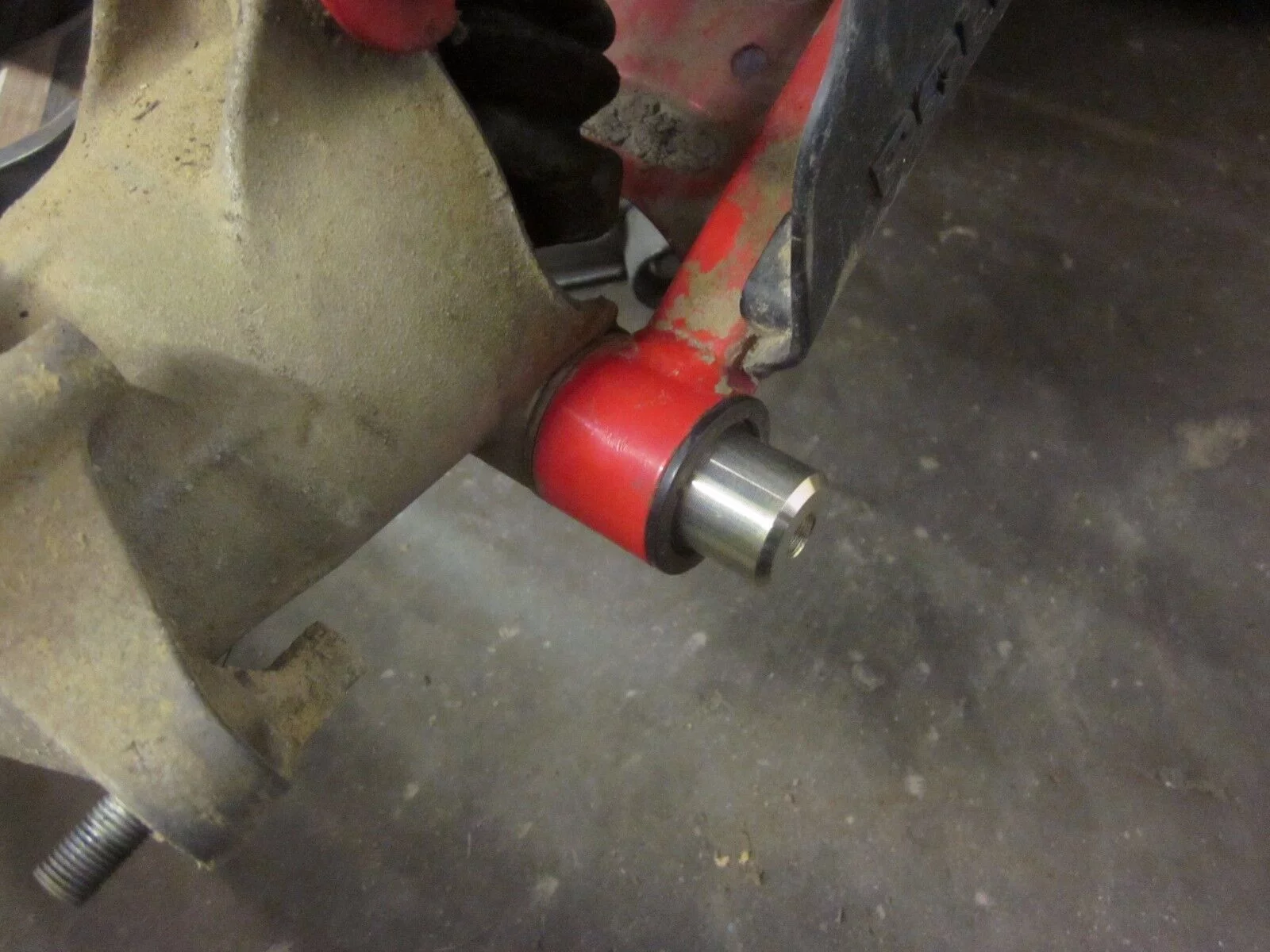 Polaris Sportsman 400 500 570 600 700 800 Rear Bearing Carrier Bushing 5631142