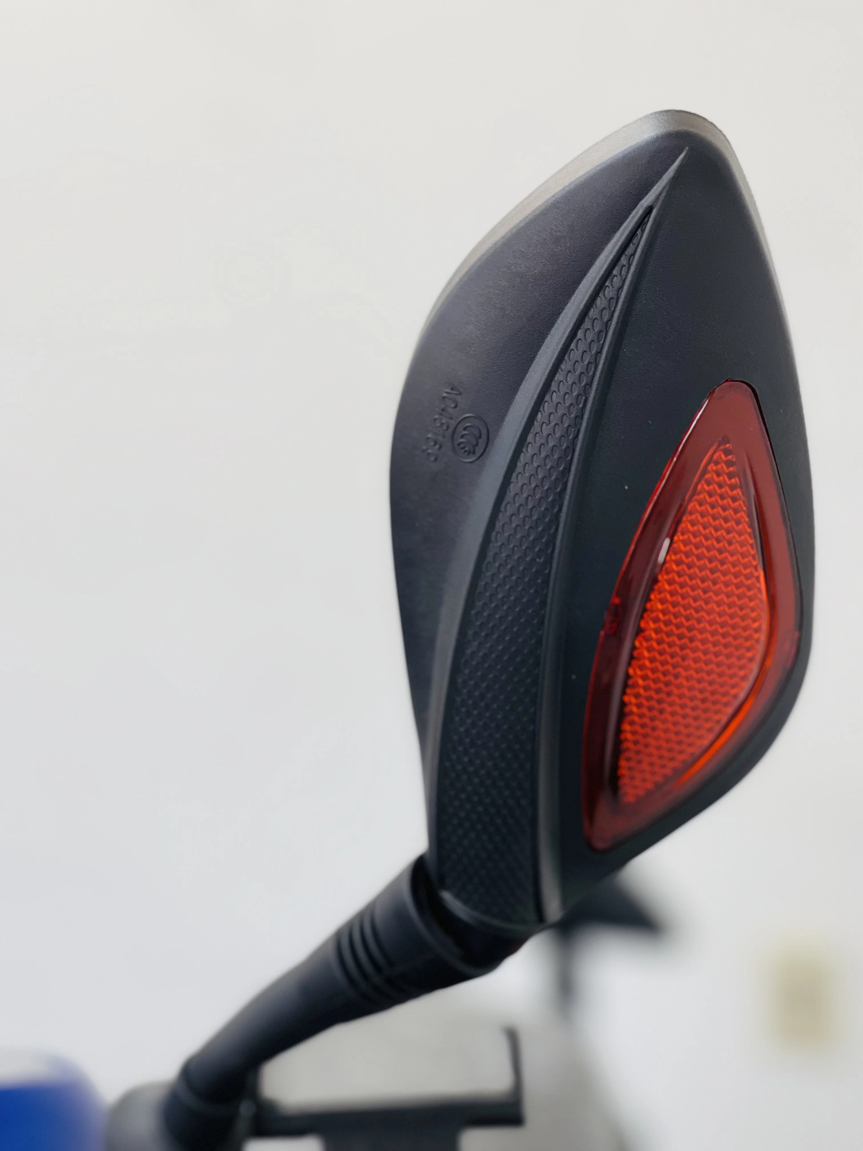 Tiger Jet 500W 48V Electric Scooter With Remote Start, 2 Seats And Detachable Battery Compartment (Updated Version)