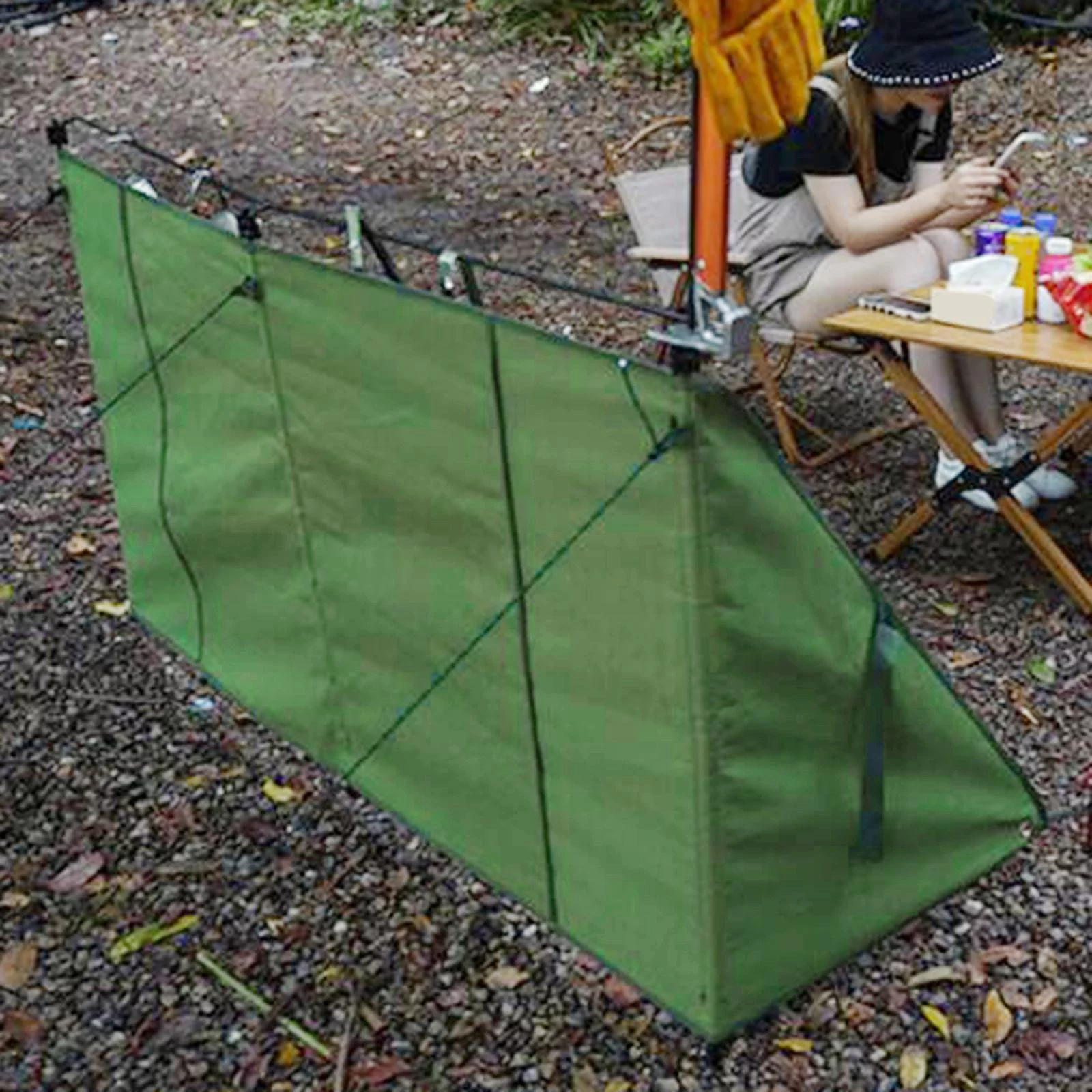 Camping Campfire Windshield, Folding Green Windproof Cloth Windscreen Equipment Hiking Barbecue Picnic Grills