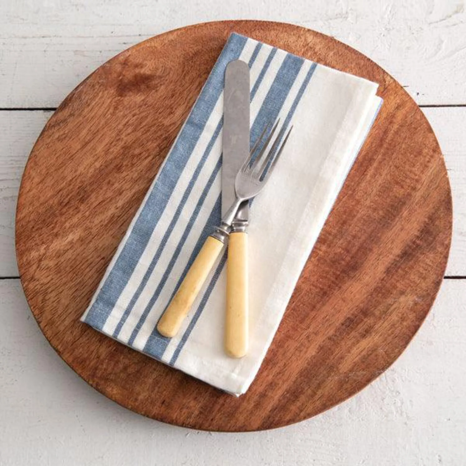CTW Home 370775 Raised Rustic Wood Charger Plate