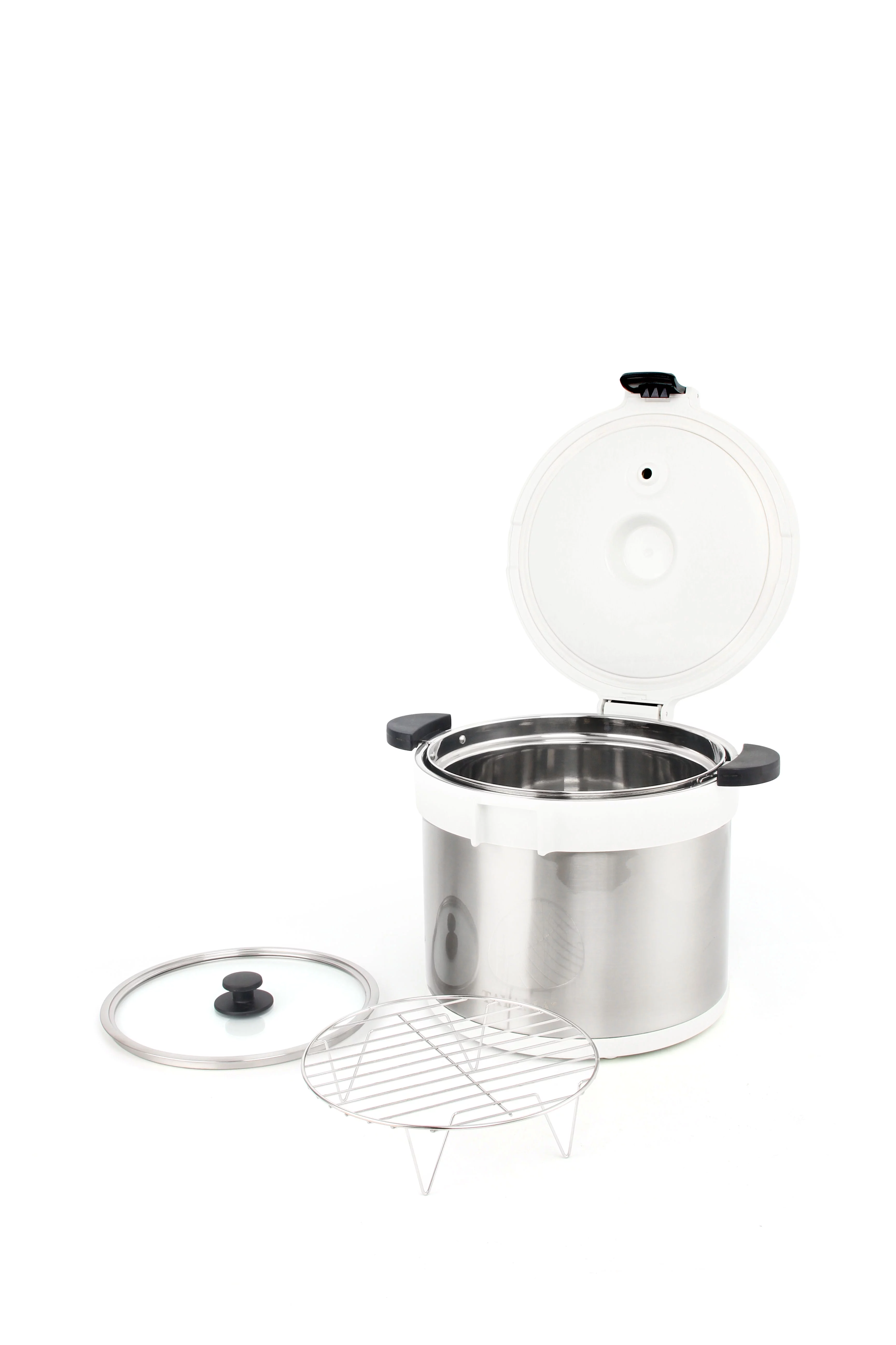 Tayama Energy-Saving Thermal Cooker 7-Qt, White