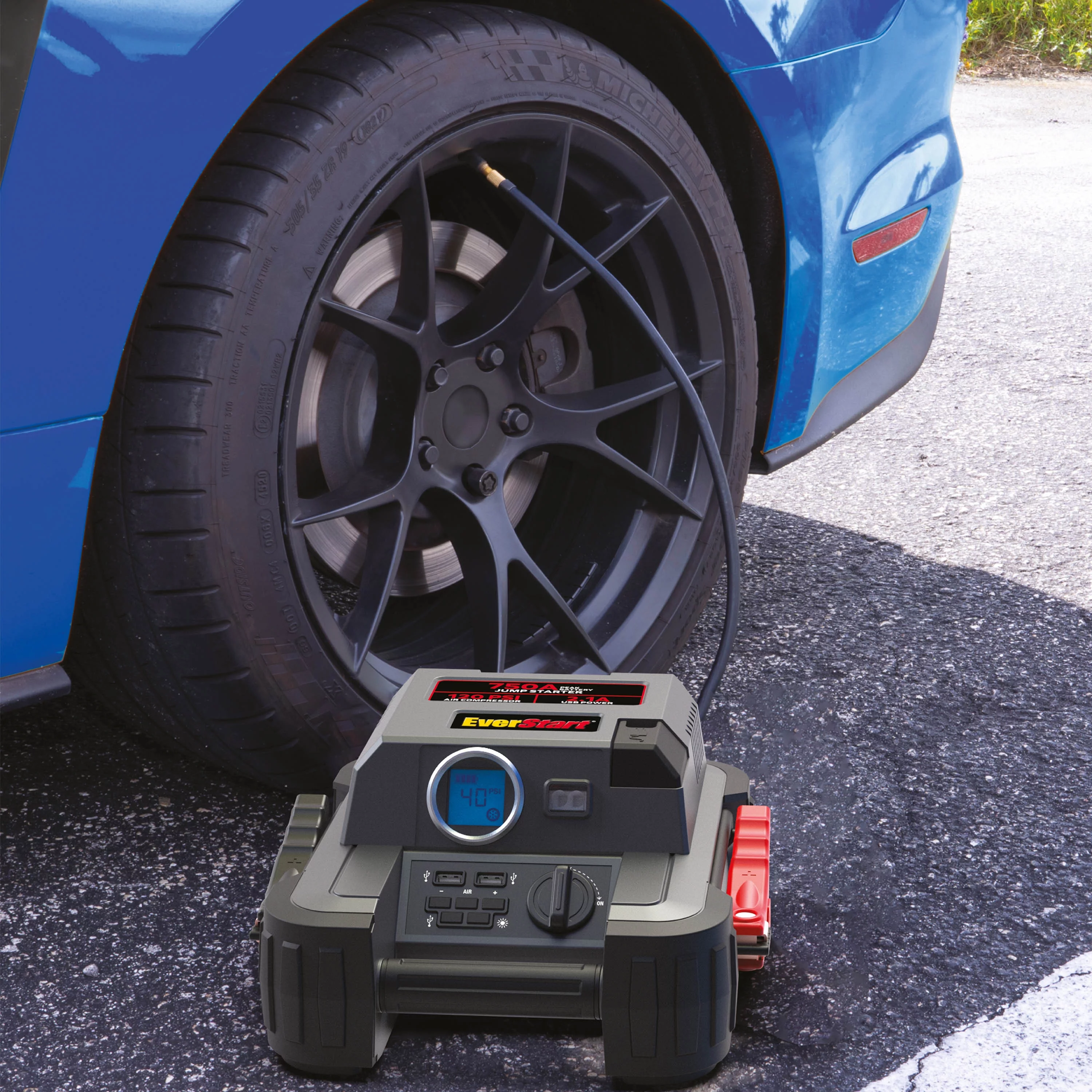 EverStart 750A Jump Starter with Reverse Polarity Alarm, 120 PSI Digital Compressor, Clamps Included