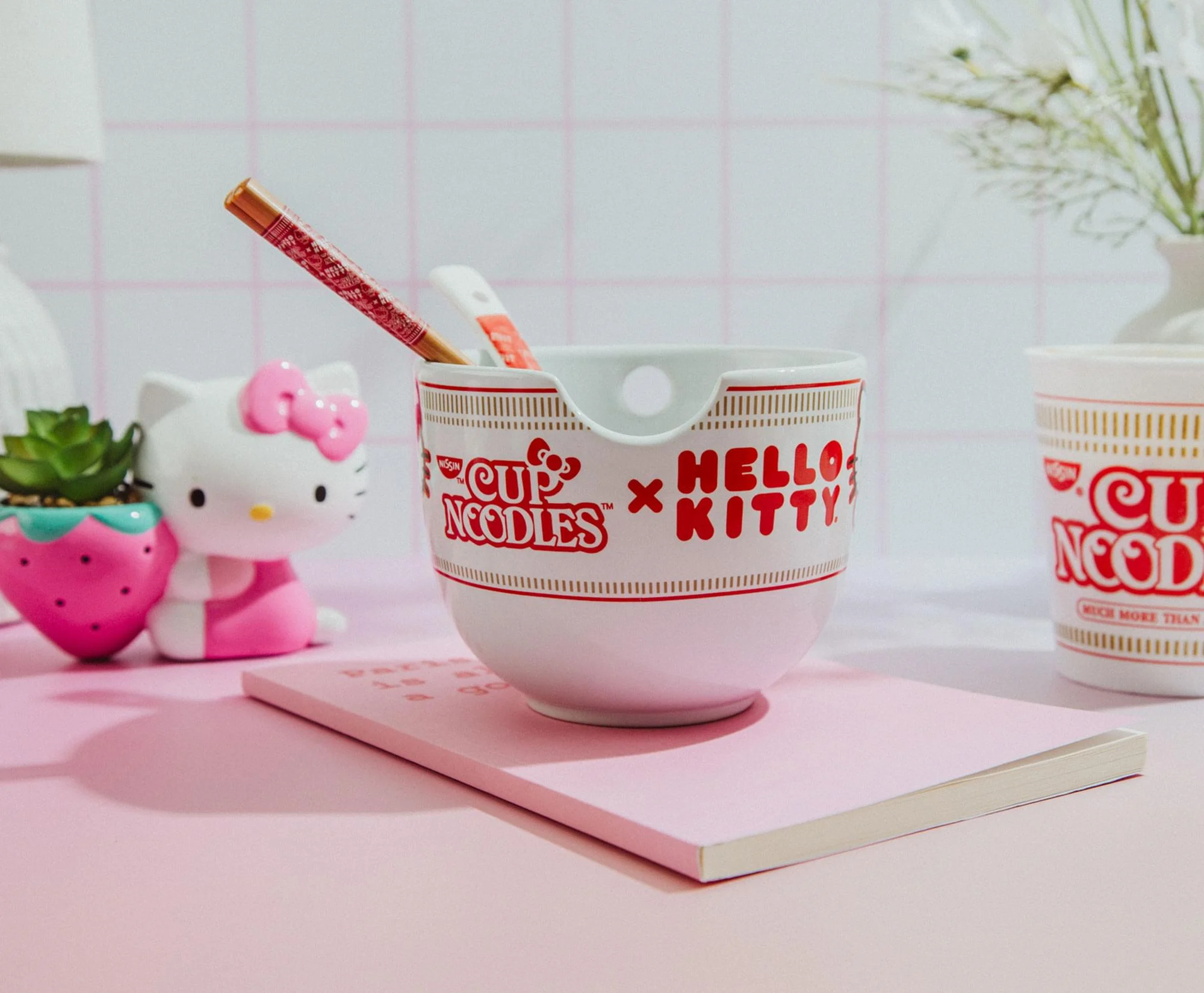 Sanrio Hello Kitty x Nissin 20-Ounce Ramen Bowl With Chopsticks and Spoon