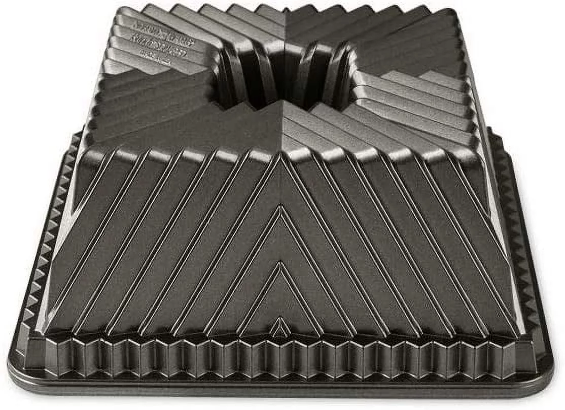 Nordic Ware 80577 Bundt Squared Pan, 10-Cup Capacity, Graphite