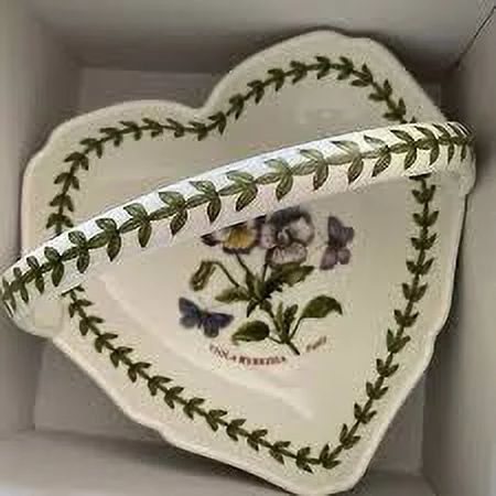 Portmeirion Botanic Garden Scalloped Edge Heart Shaped Basket