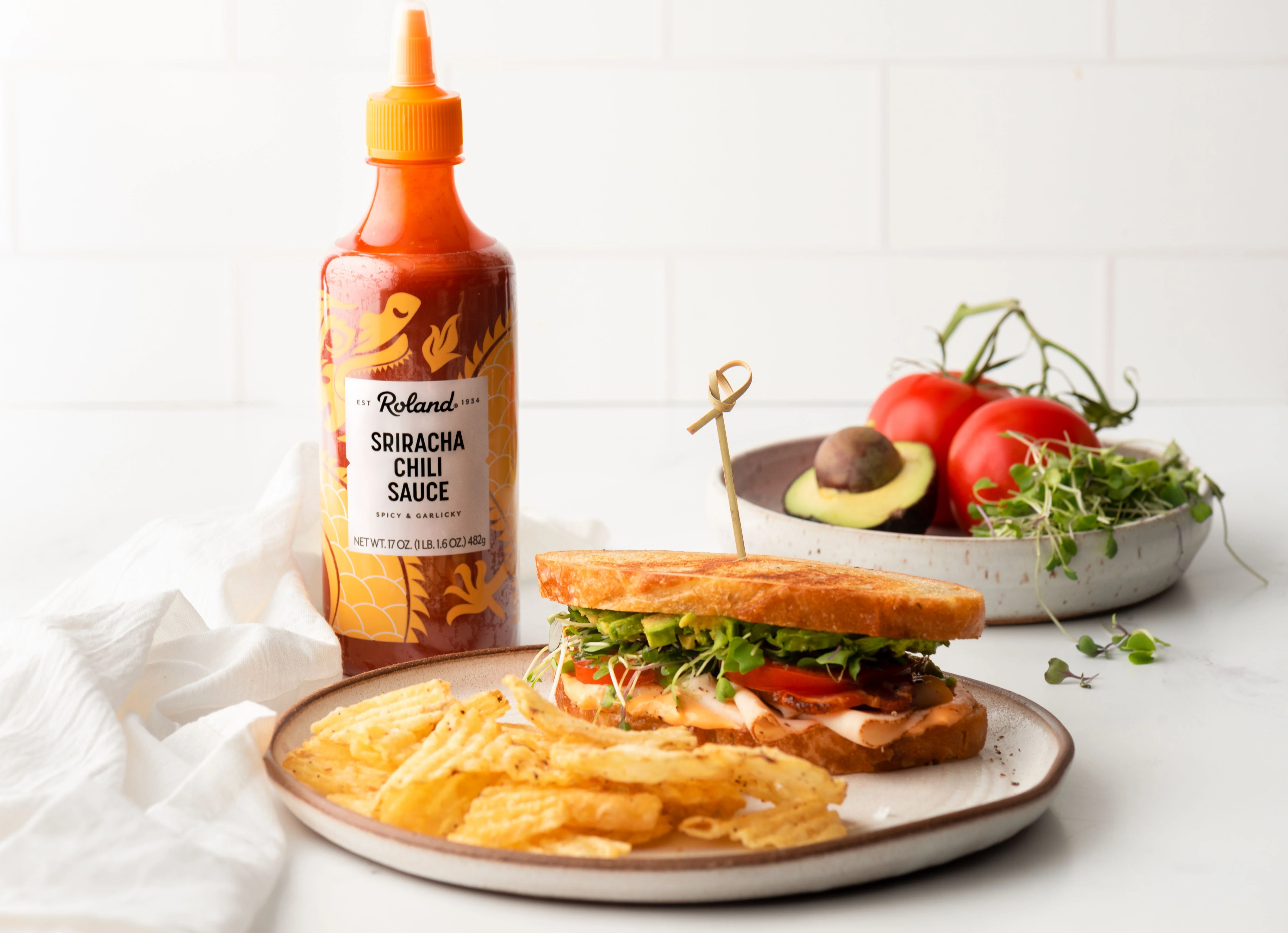 Roland Sriracha Chili Sauce, 17.0 OZ