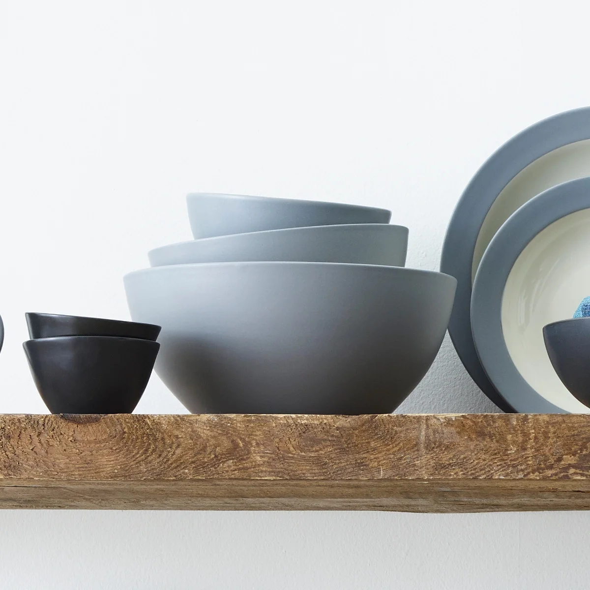 Noritake Colorwave Slate Set of 3 Mixing and Serving Bowls