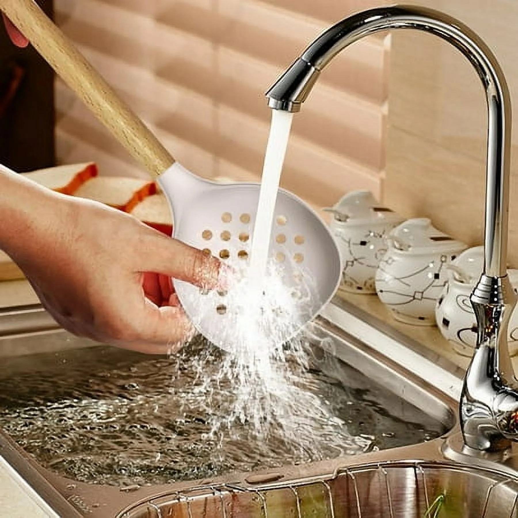 UUGEE Kitchen Cooking Utensil Sets with Holder 446°F Heat Resistant Silicone Spatulas and Cooking Tools