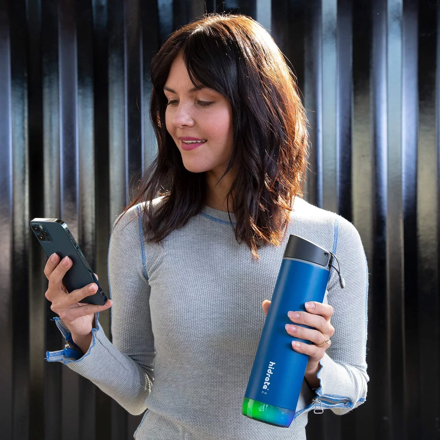 HidrateSpark PRO 32oz. Insulated Stainless Steel Bluetooth Smart Water Bottle with Chug Lid & Free Hydration Tracker App - Black