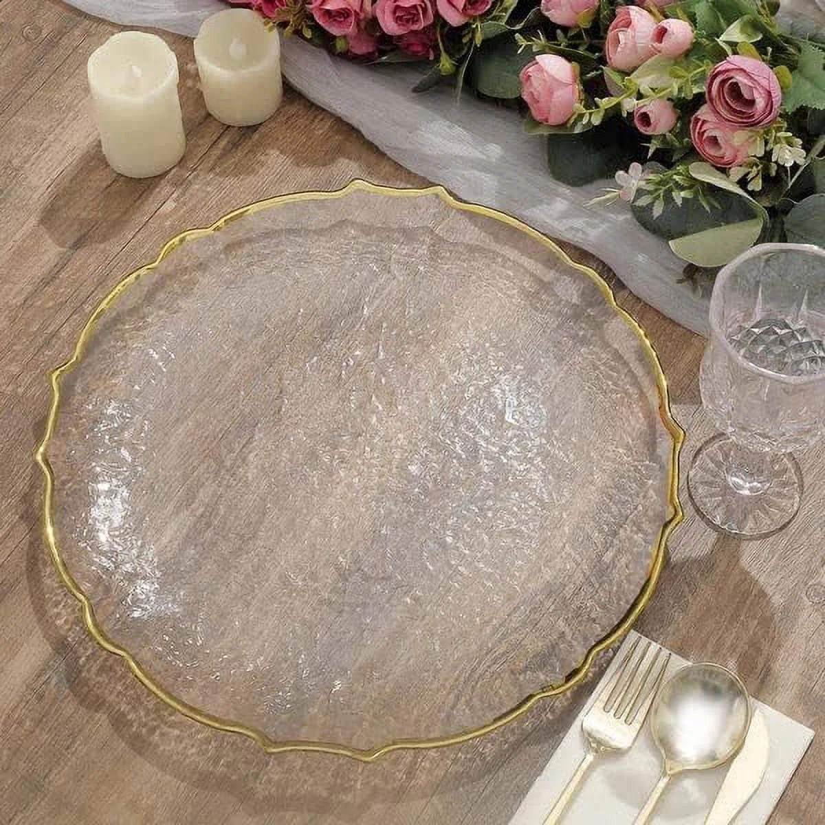 SPBOOMlife TABLECLOTHSFACTORY 8 Pack | 13" Clear Glass Metallic Gold Scallop Edged Charger Plates For Events Table Decoration for Home & Professional Fine Dining  Catering  Dinner