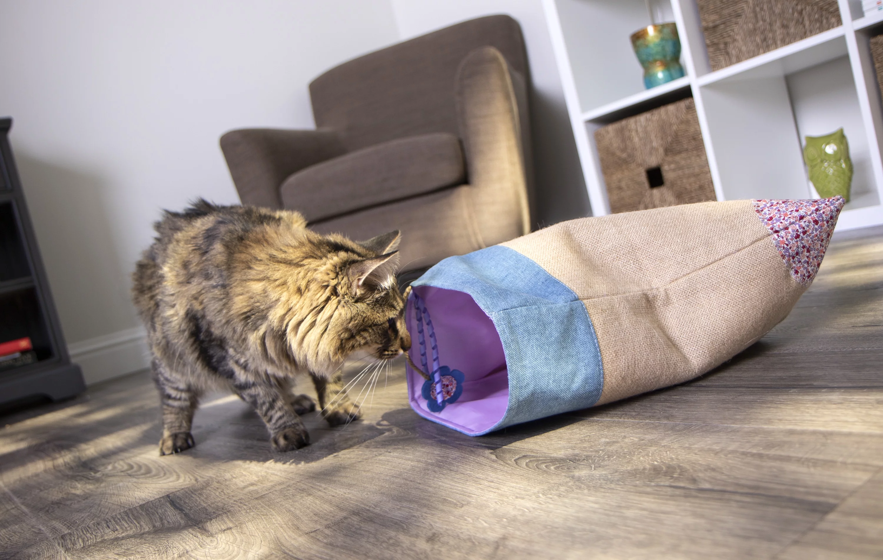 Petlinks Garden Flower Sack Crinkle Hideout Cat Toy