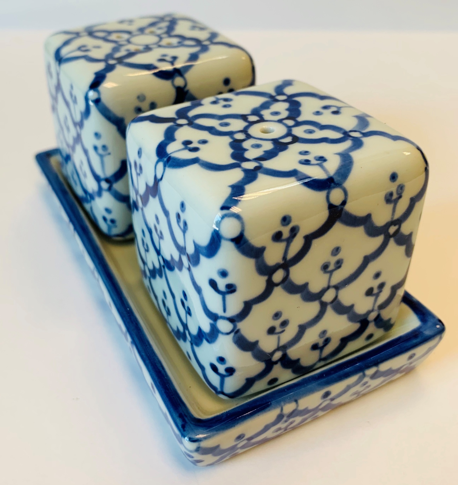 Square Salt and Pepper Shakers on Tray Porcelain Blue and White