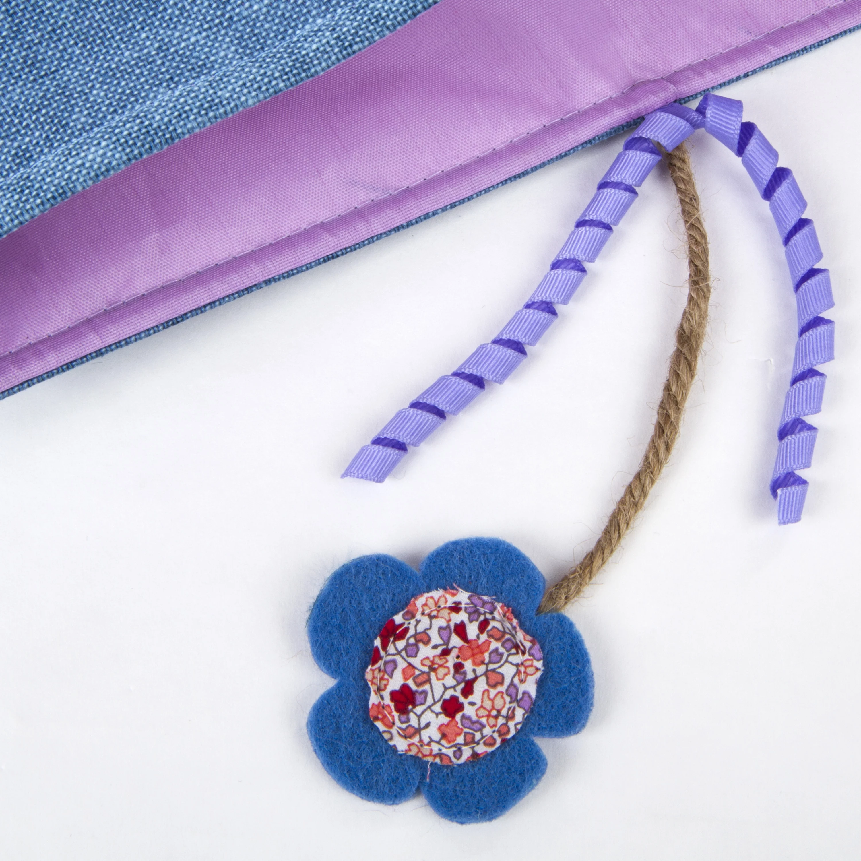 Petlinks Garden Flower Sack Crinkle Hideout Cat Toy