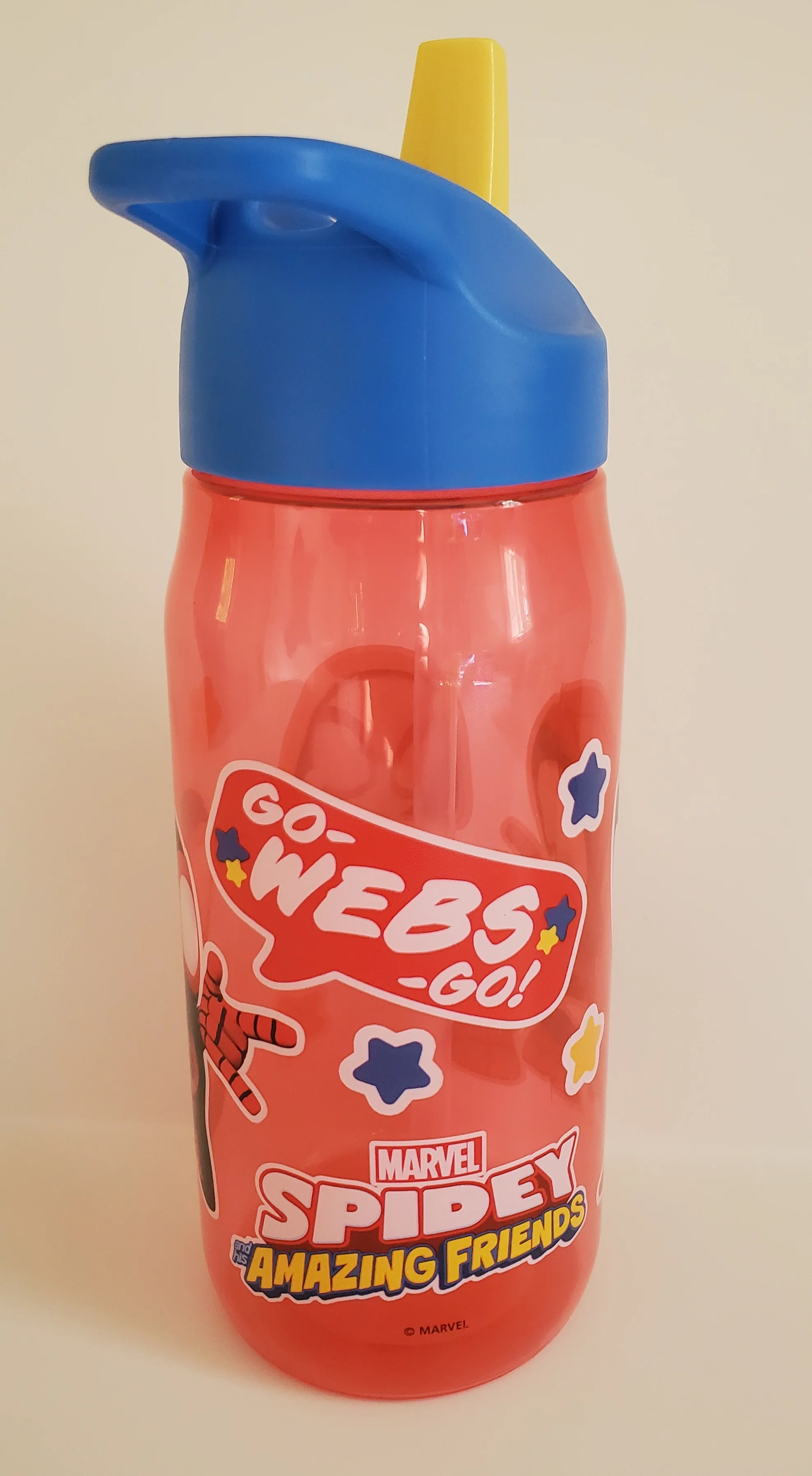 Marvel Spider-Man Characters Sip Bottles, 16 oz. With Bonus 6 Pack Sugar Free Drink Mix