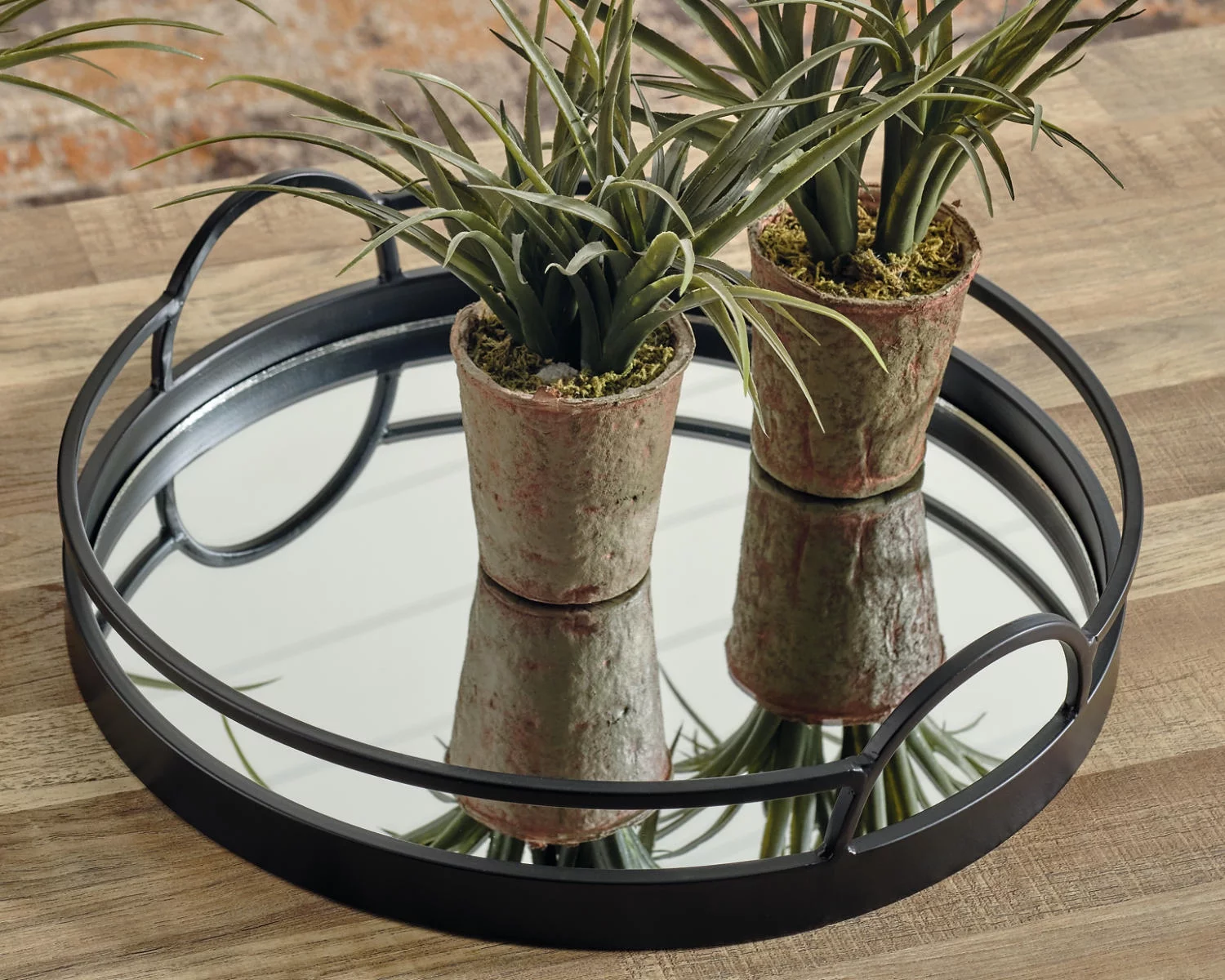 Signature Design by Ashley Contemporary Adria Tray Black