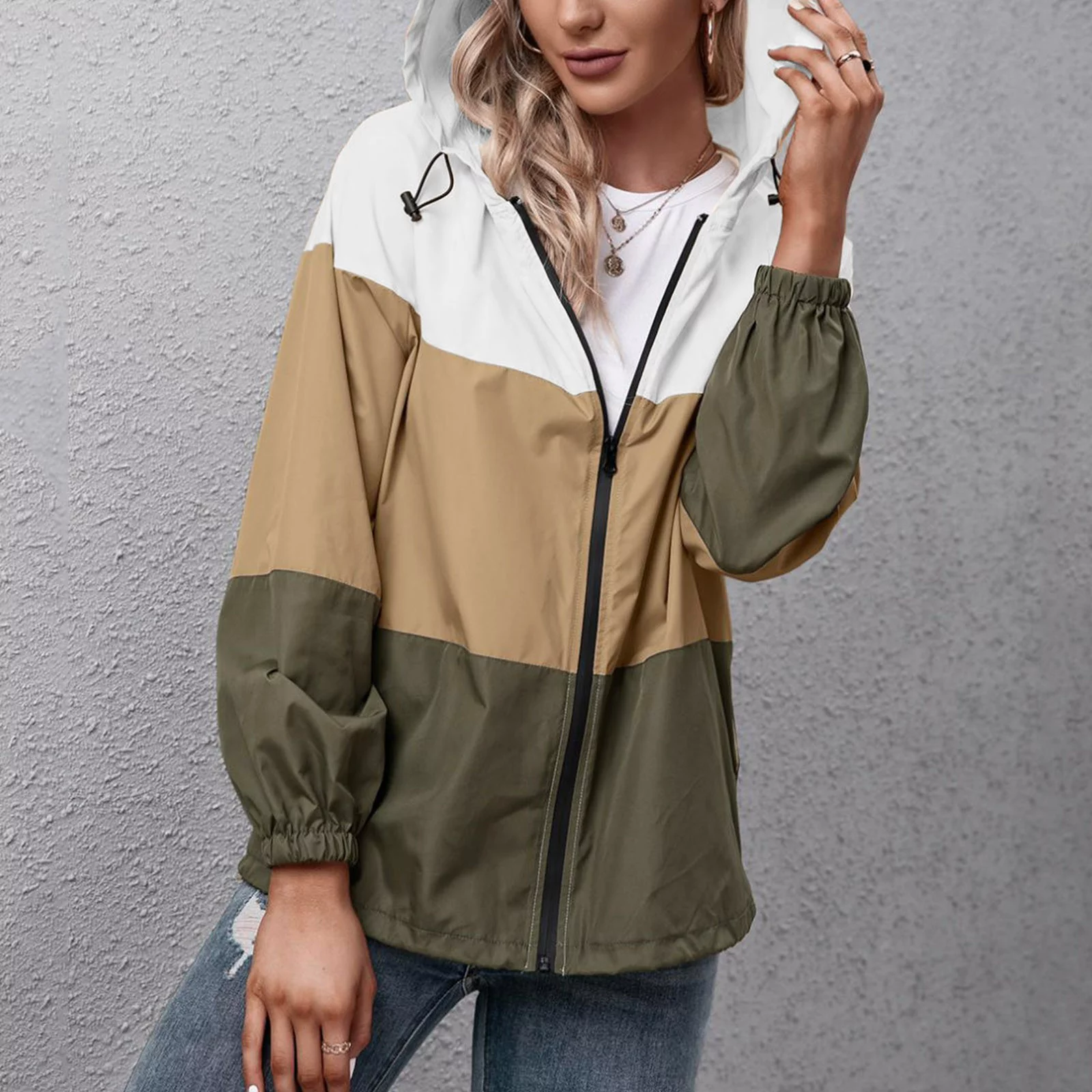 Women's Lightweight Hooded Waterproof Waterproof Raincoat Windbreaker Jacket