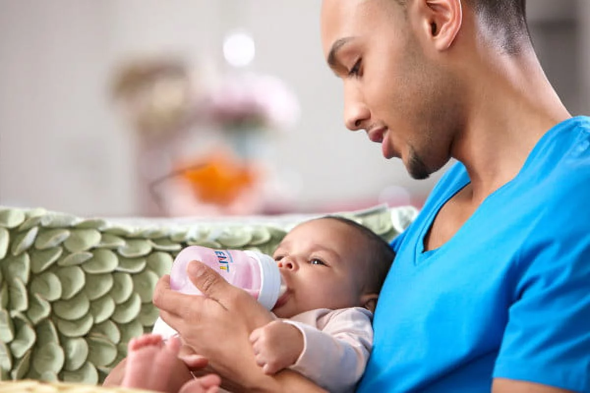 Philips Avent 9 oz Pink Edition Anti-Colic Wide-Neck Bottles 1m+, 3 count