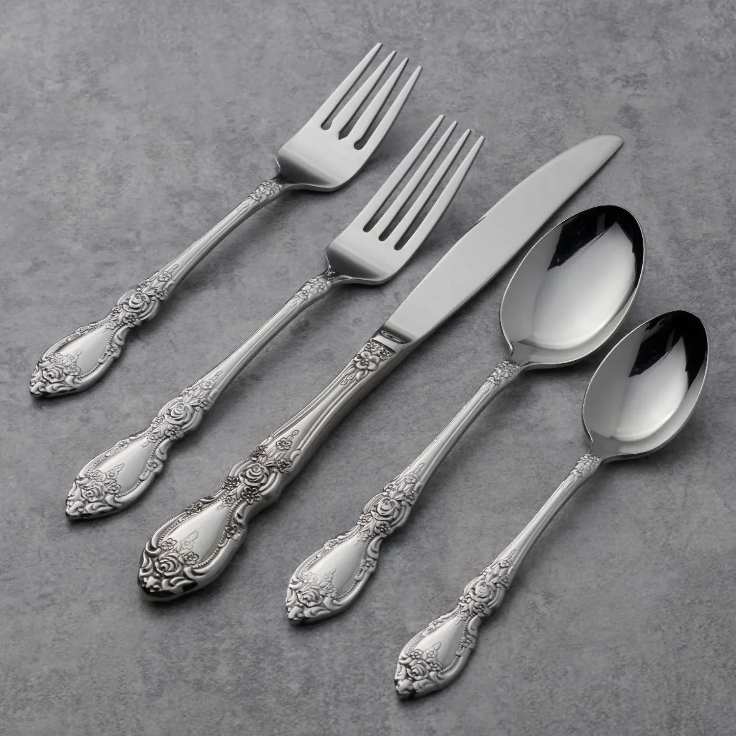 Oneida Wordsworth 45-Piece Flatware Set