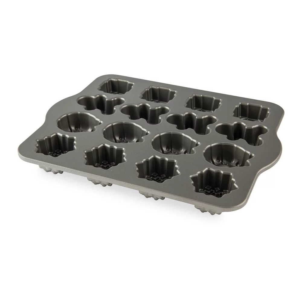 Nordic Ware Holiday Tea Cakes - Silver
